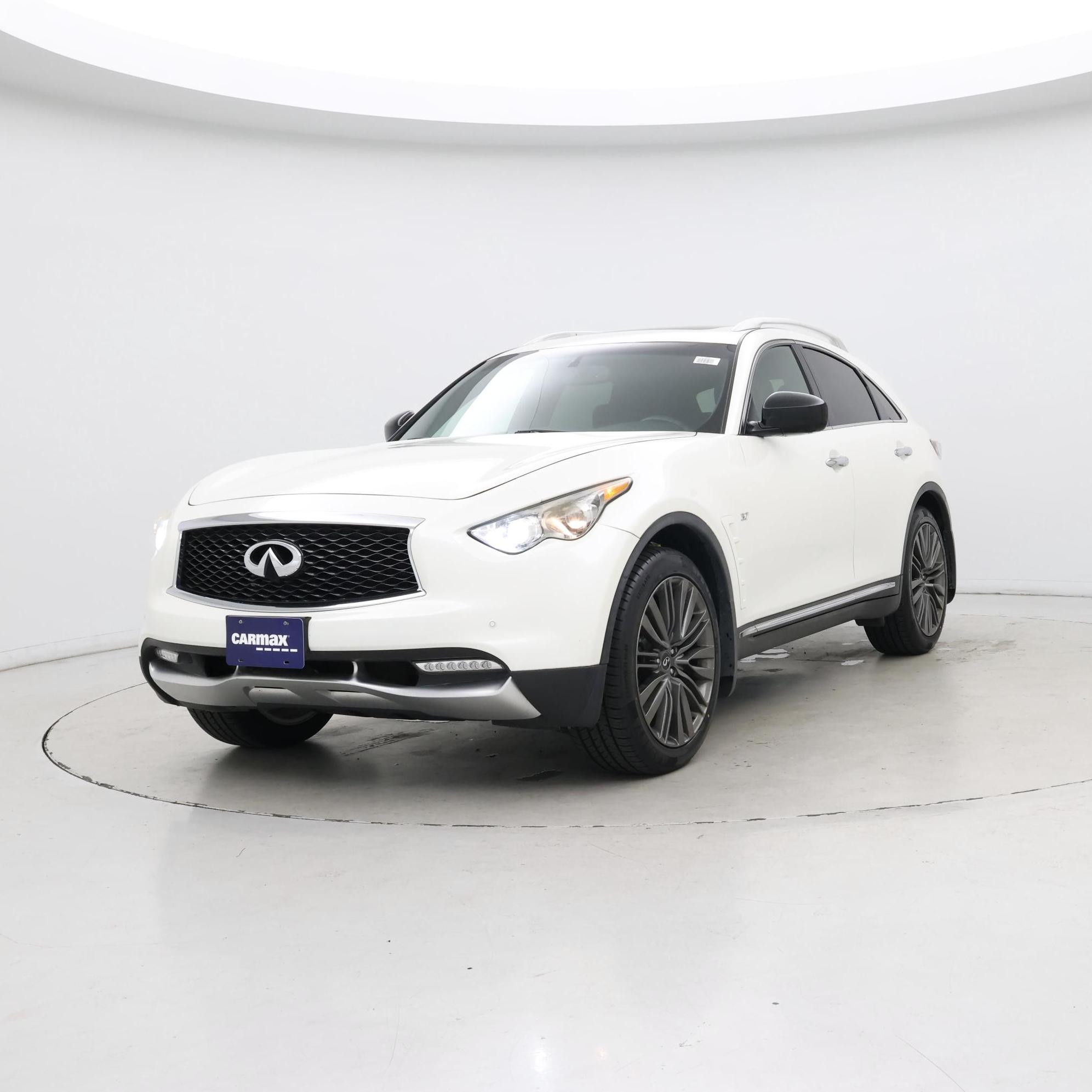 Thumbnail: 2017 INFINITI QX70 - 4