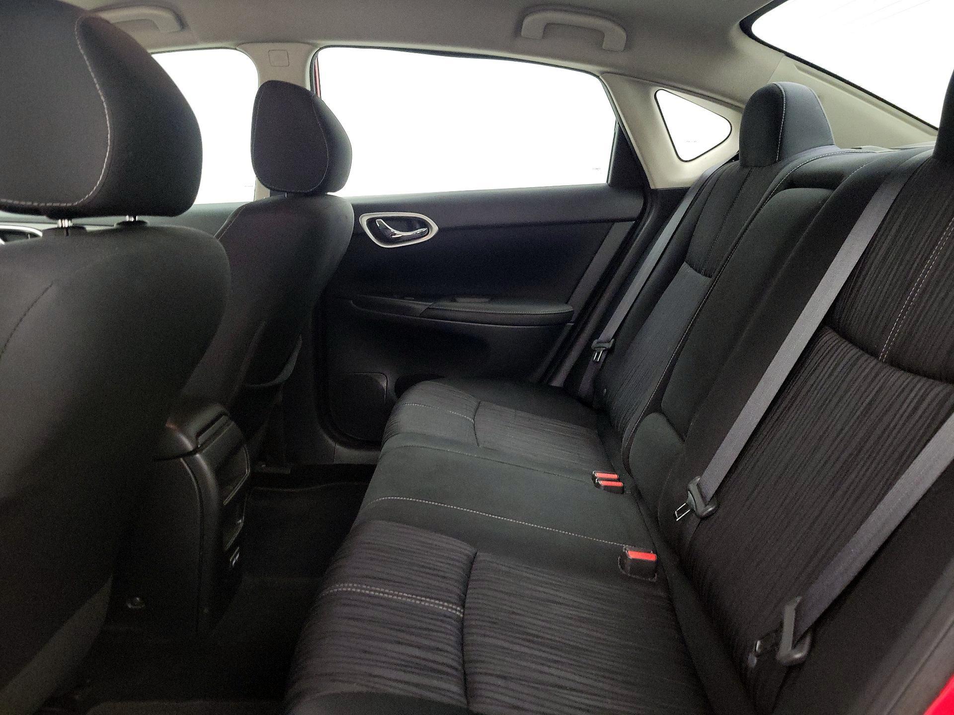 Thumbnail: 2018 Nissan Sentra - 19