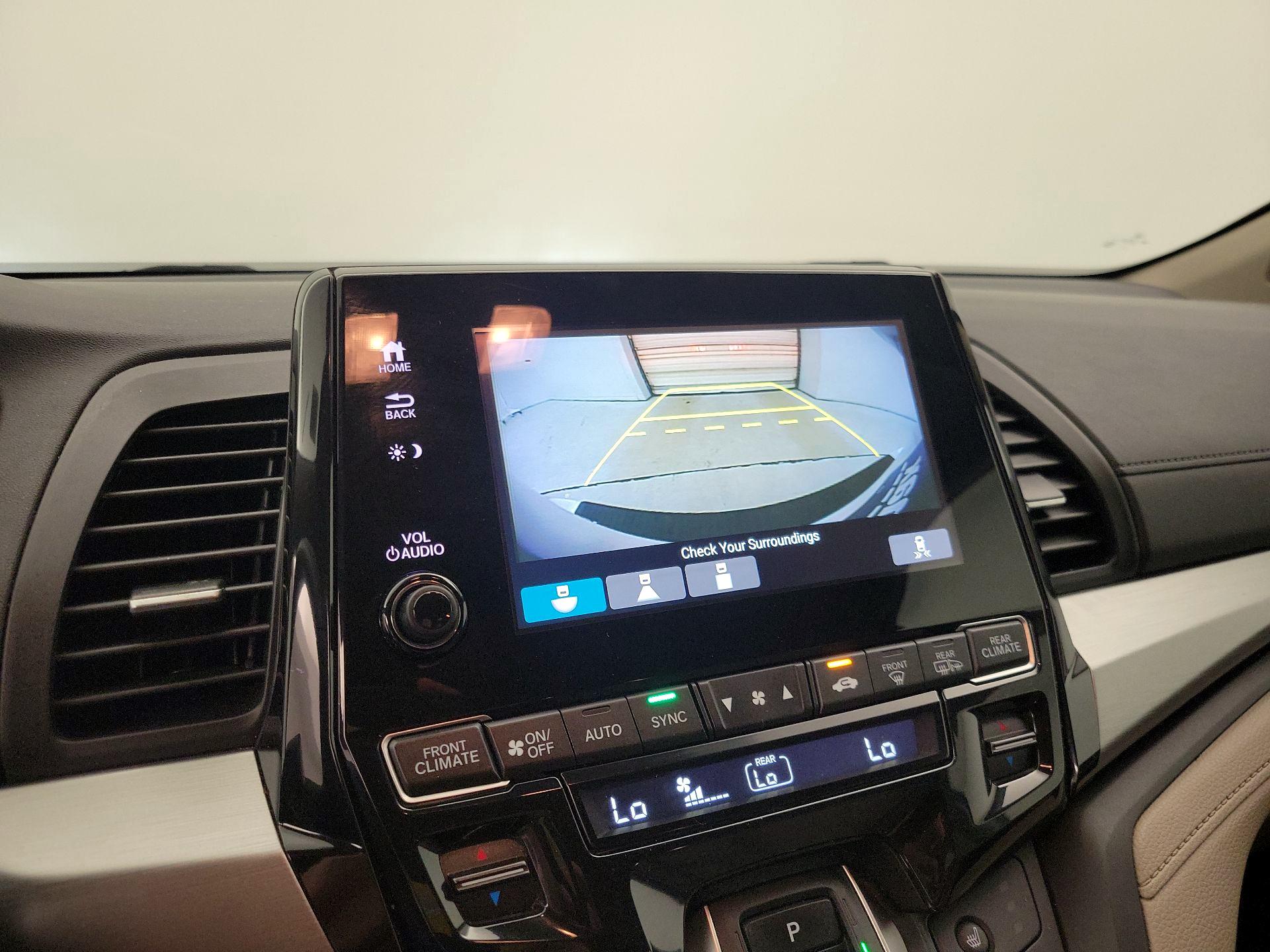 Thumbnail: 2020 Honda Odyssey - 14