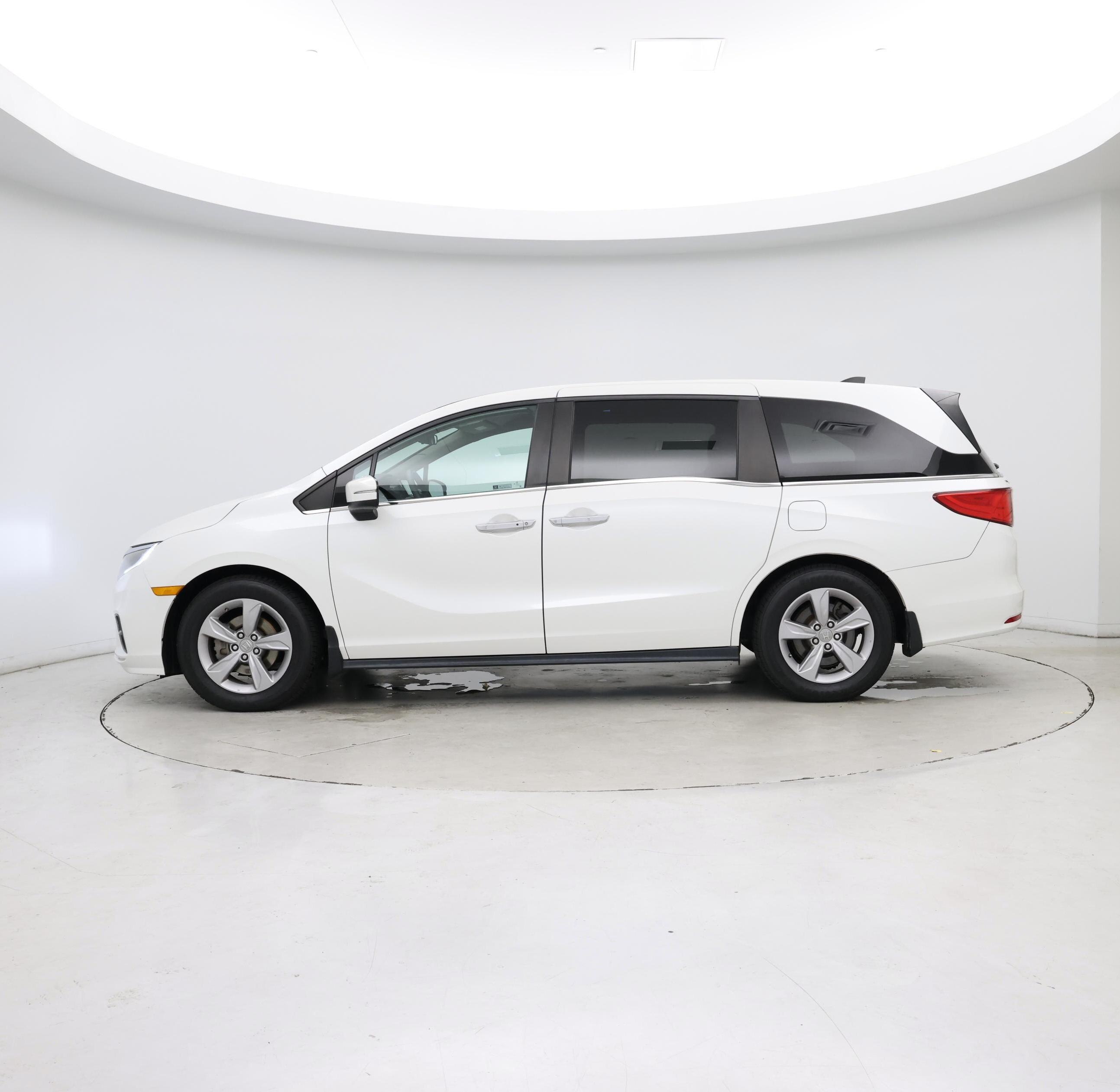 Thumbnail: 2020 Honda Odyssey - 3