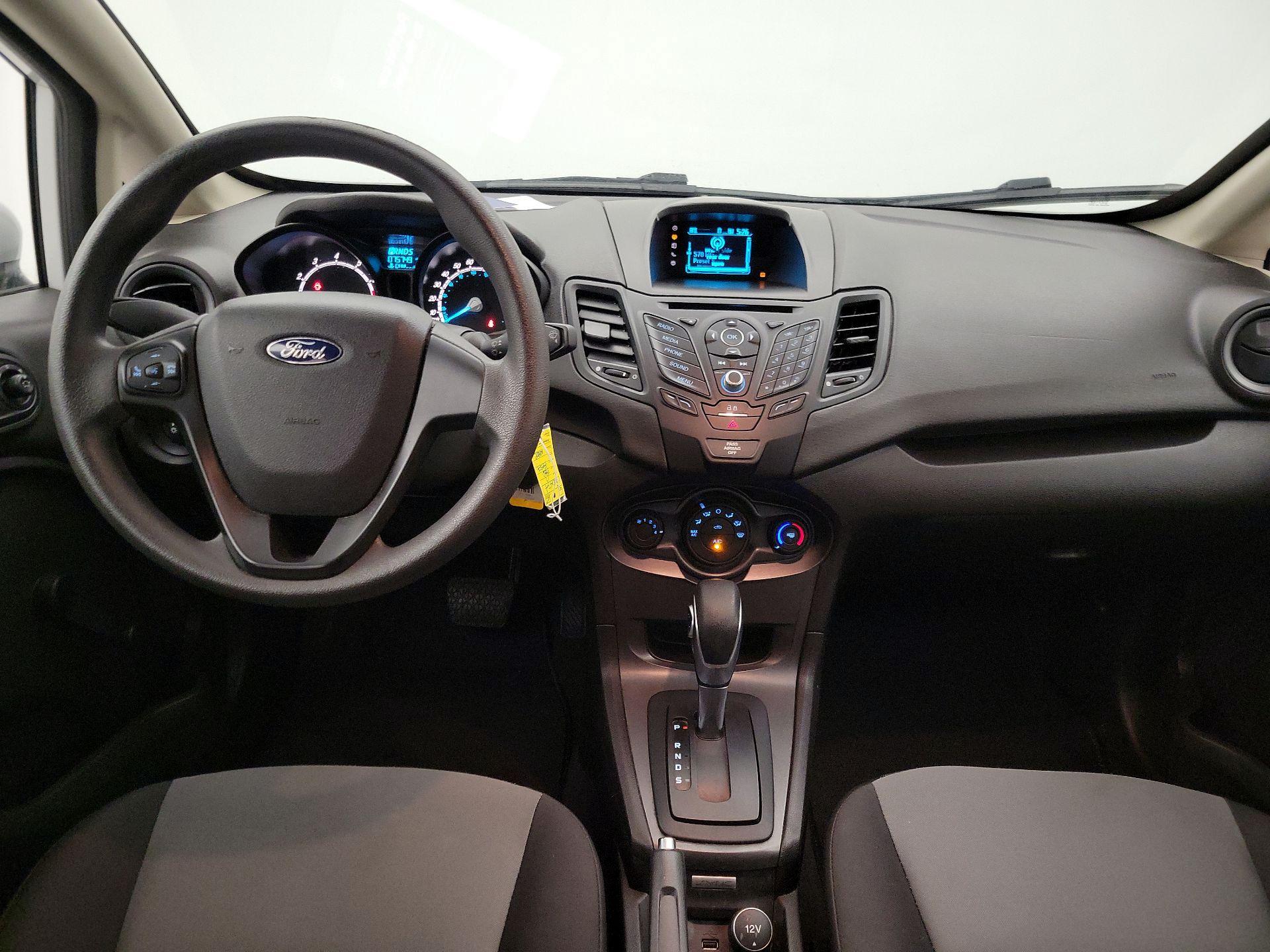 Thumbnail: 2017 Ford Fiesta - 9