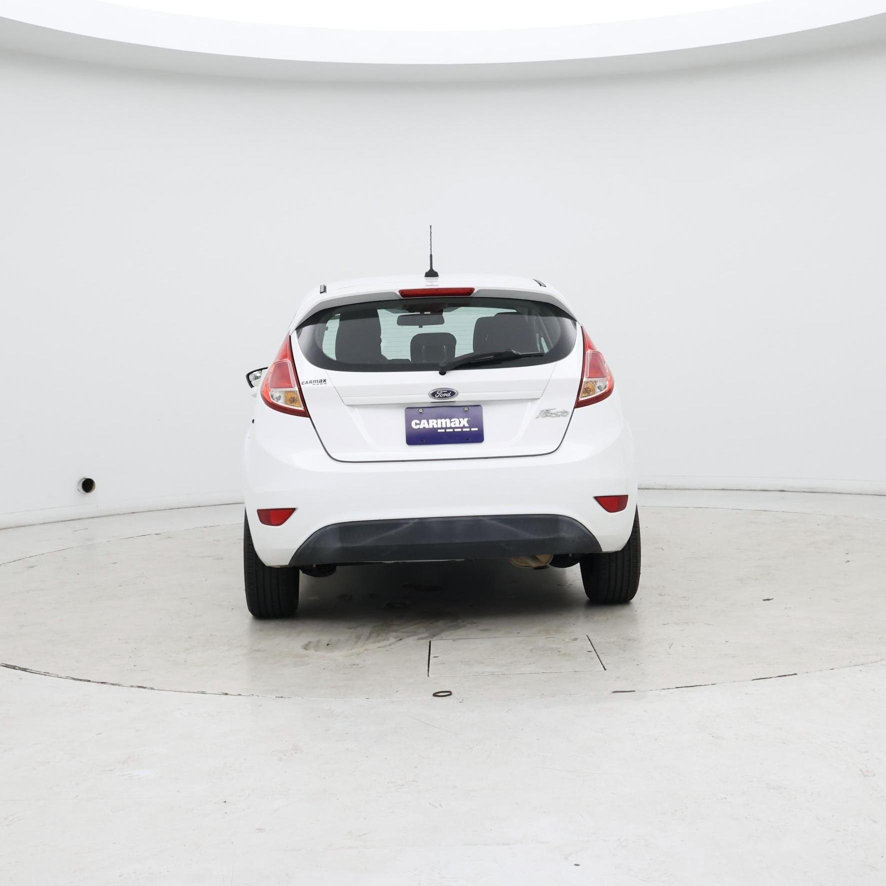 Thumbnail: 2017 Ford Fiesta - 6