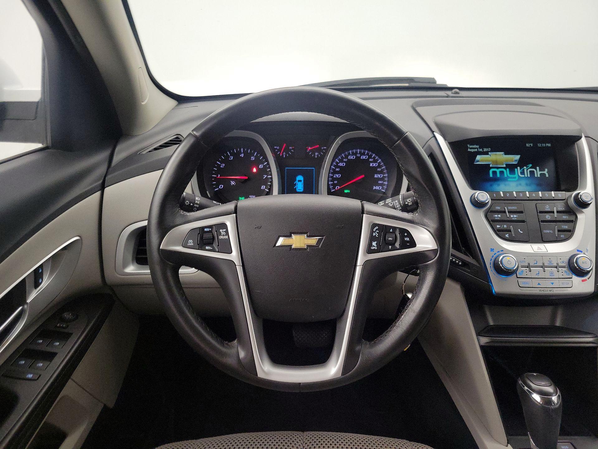 Thumbnail: 2016 Chevrolet Equinox - 10
