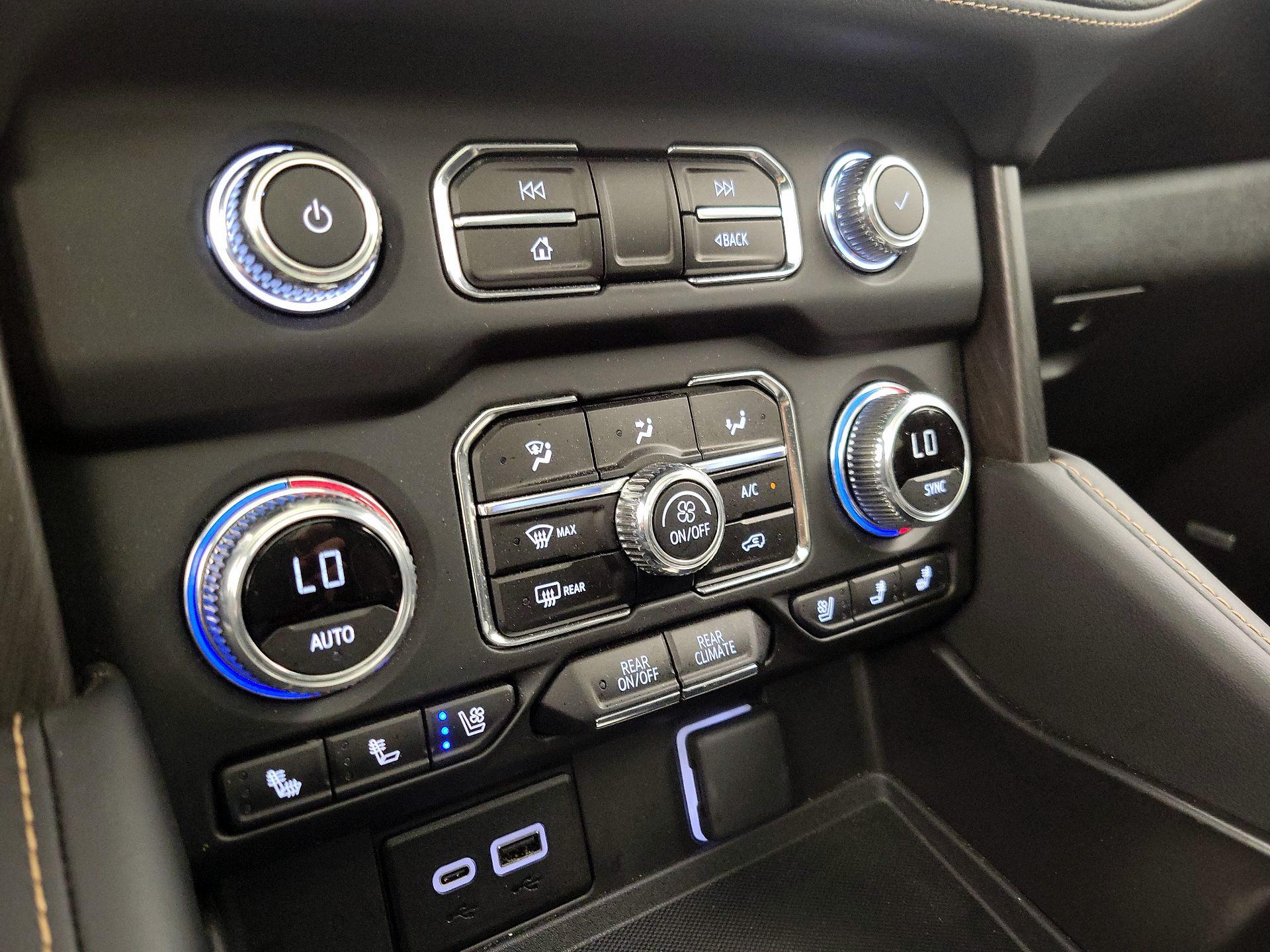Thumbnail: 2024 GMC Yukon - 16