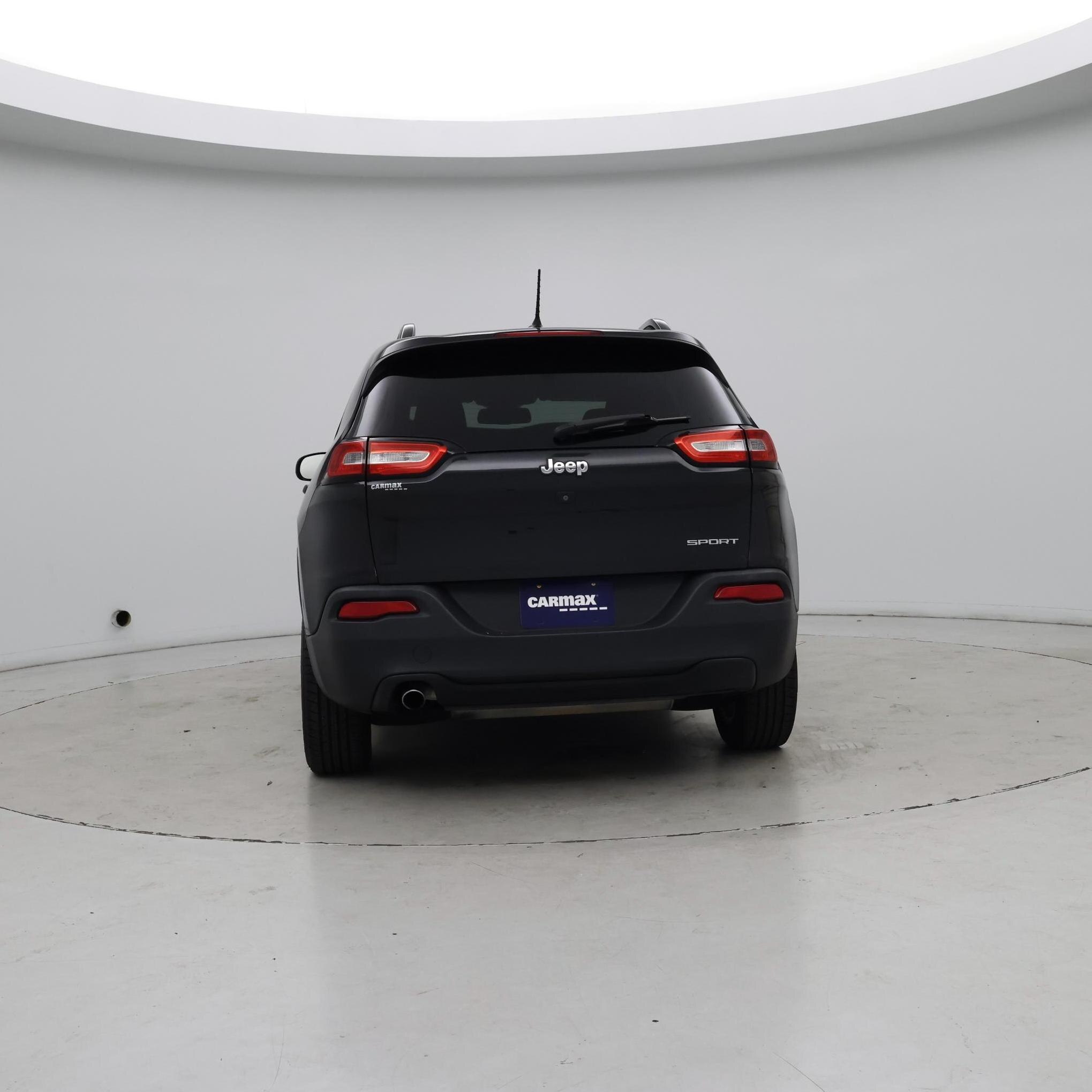 Thumbnail: 2016 Jeep Cherokee - 6