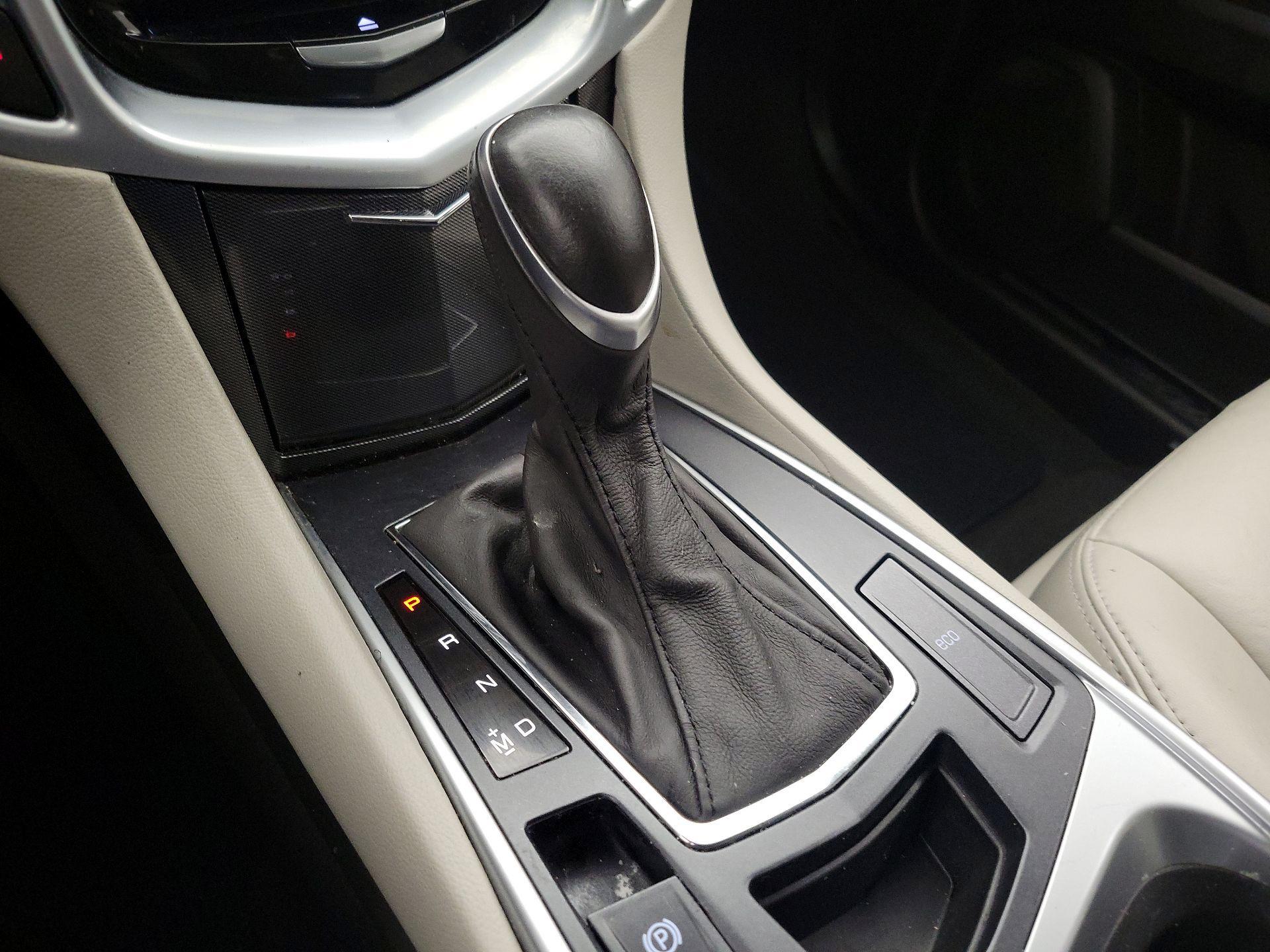 Thumbnail: 2014 Cadillac SRX - 16