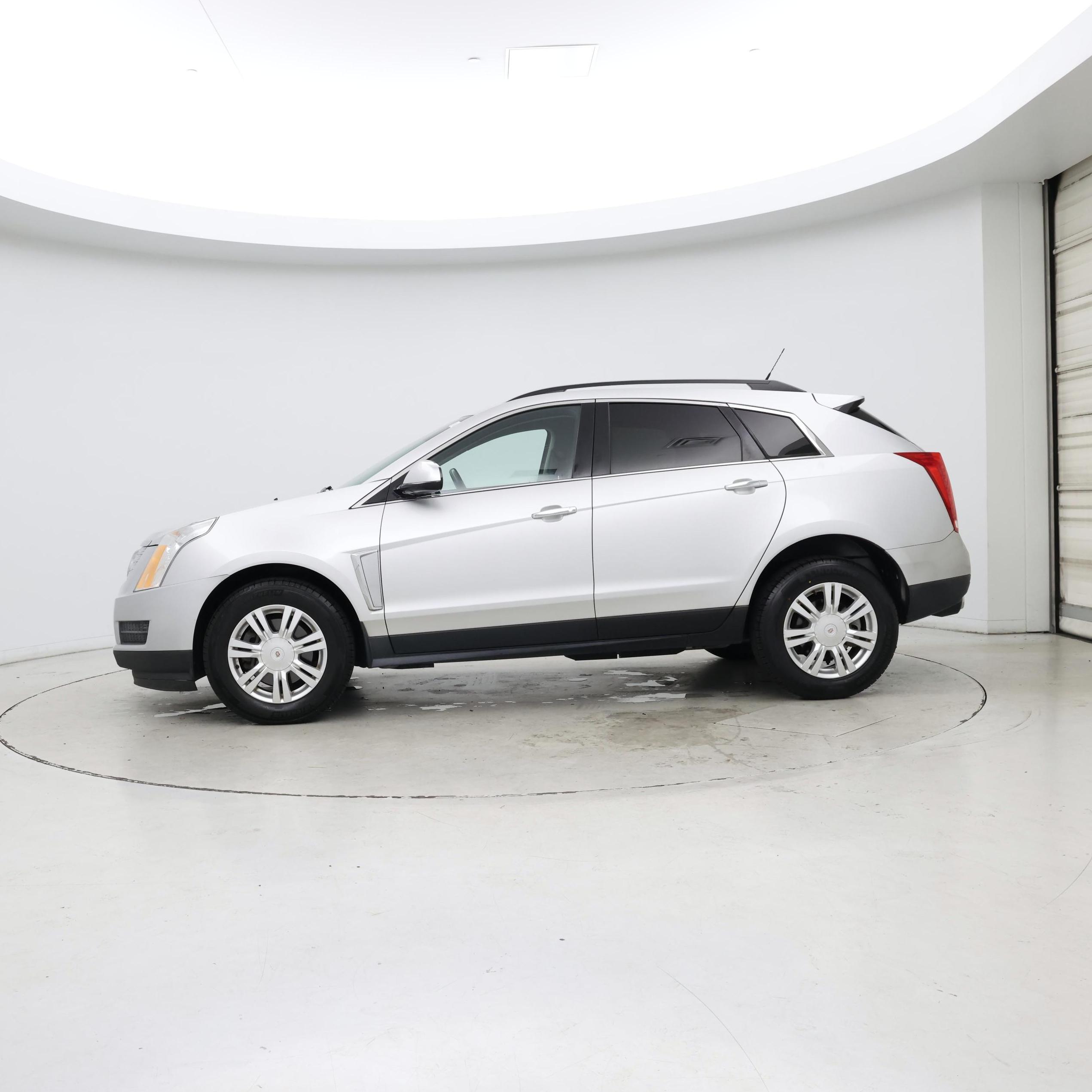 Thumbnail: 2014 Cadillac SRX - 3