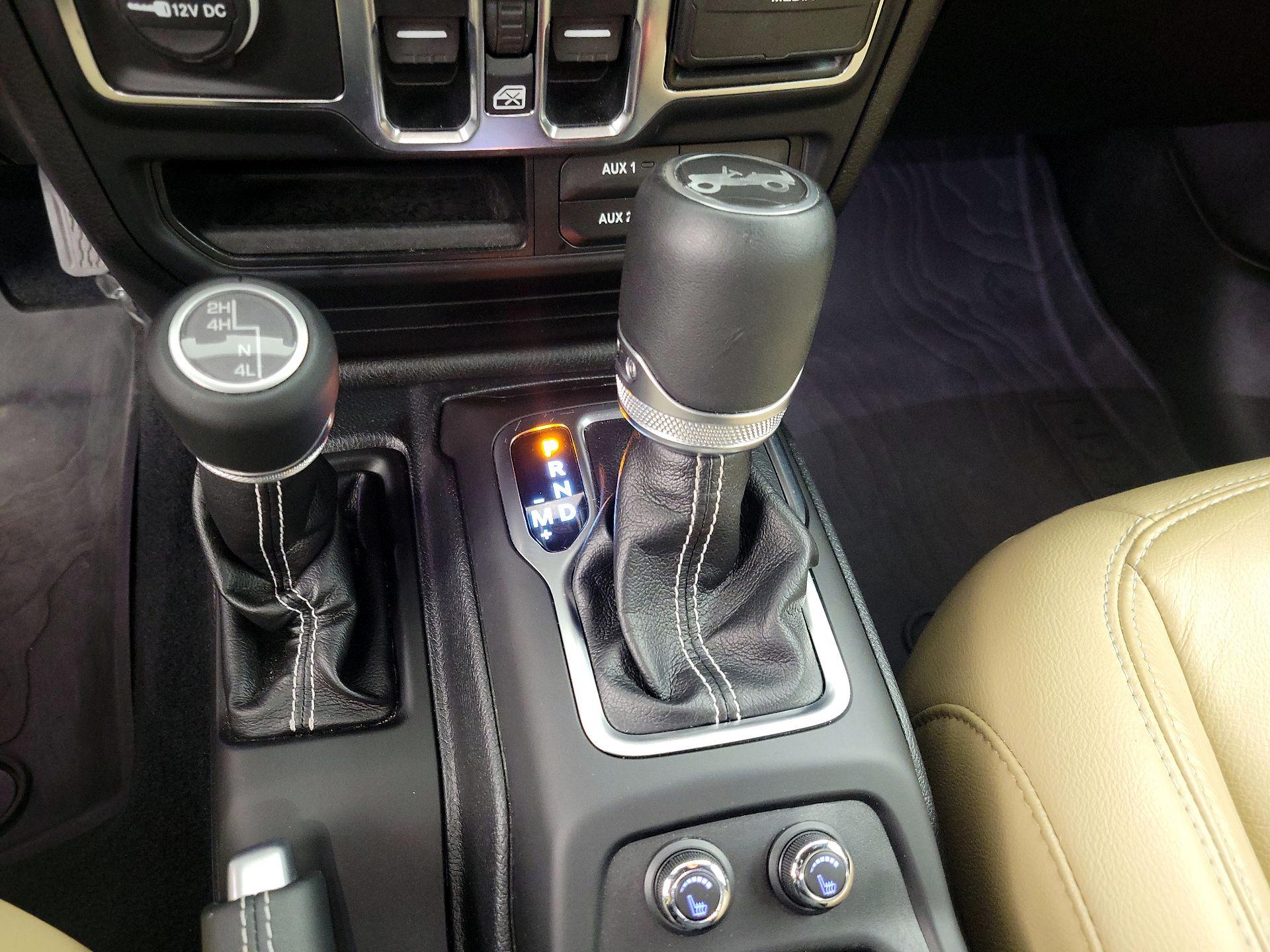 Thumbnail: 2019 Jeep Wrangler - 18