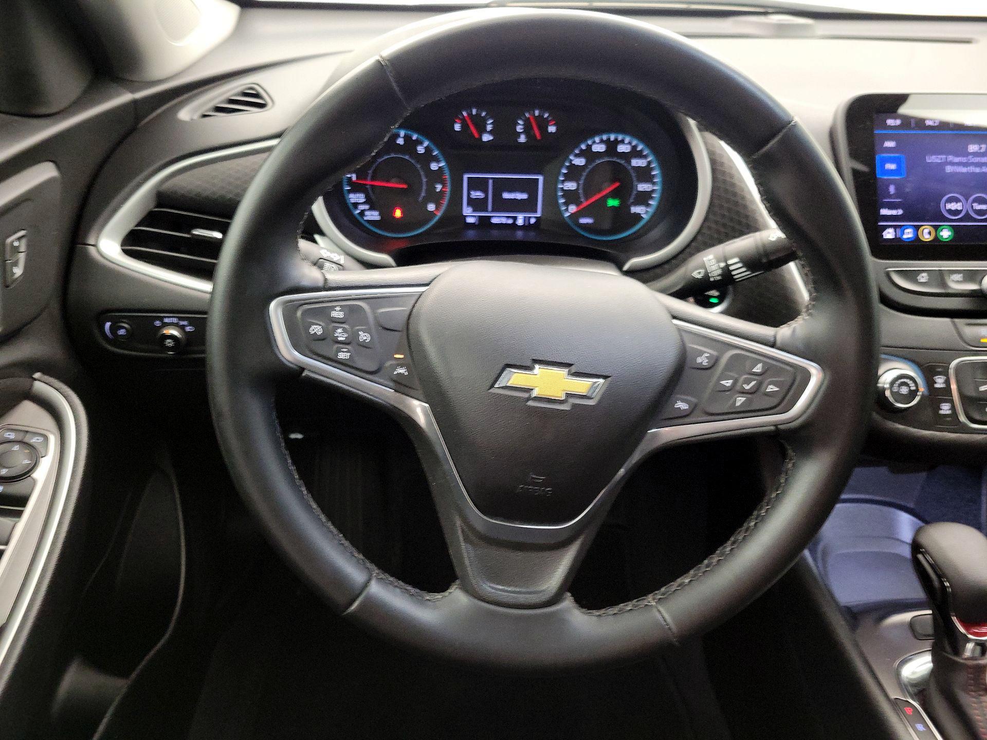 Thumbnail: 2023 Chevrolet Malibu - 10