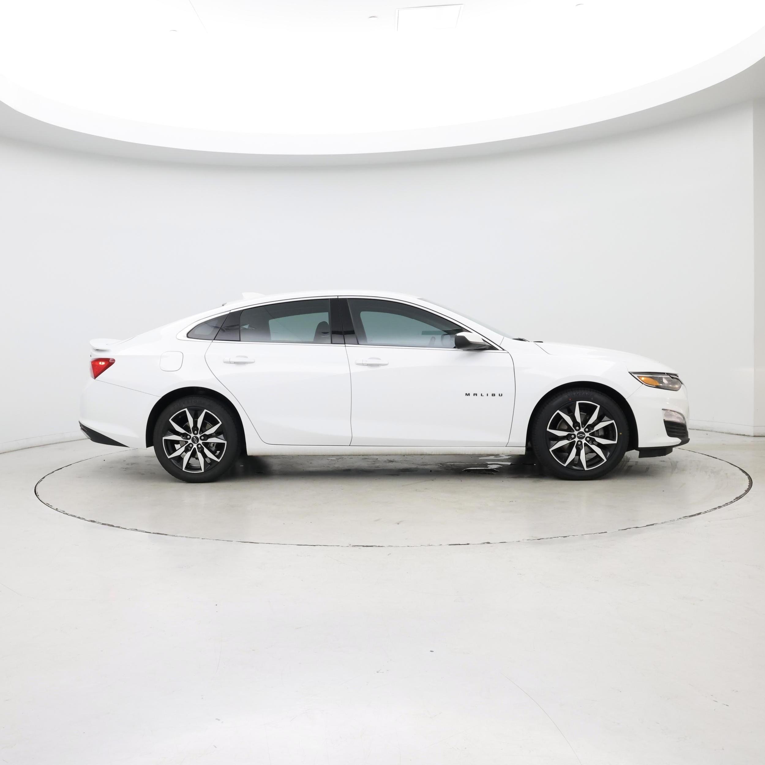 Thumbnail: 2023 Chevrolet Malibu - 7