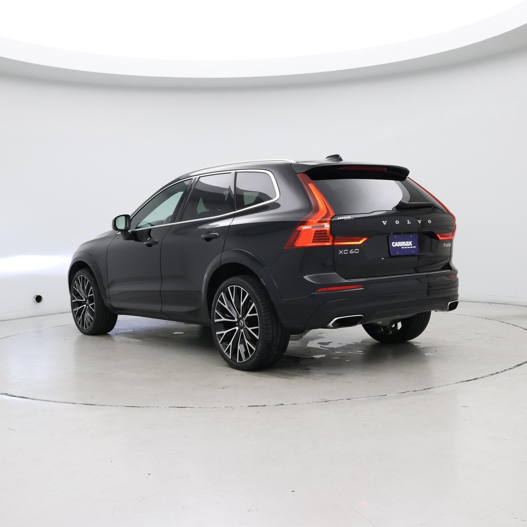 Thumbnail: 2019 Volvo XC60 - 2