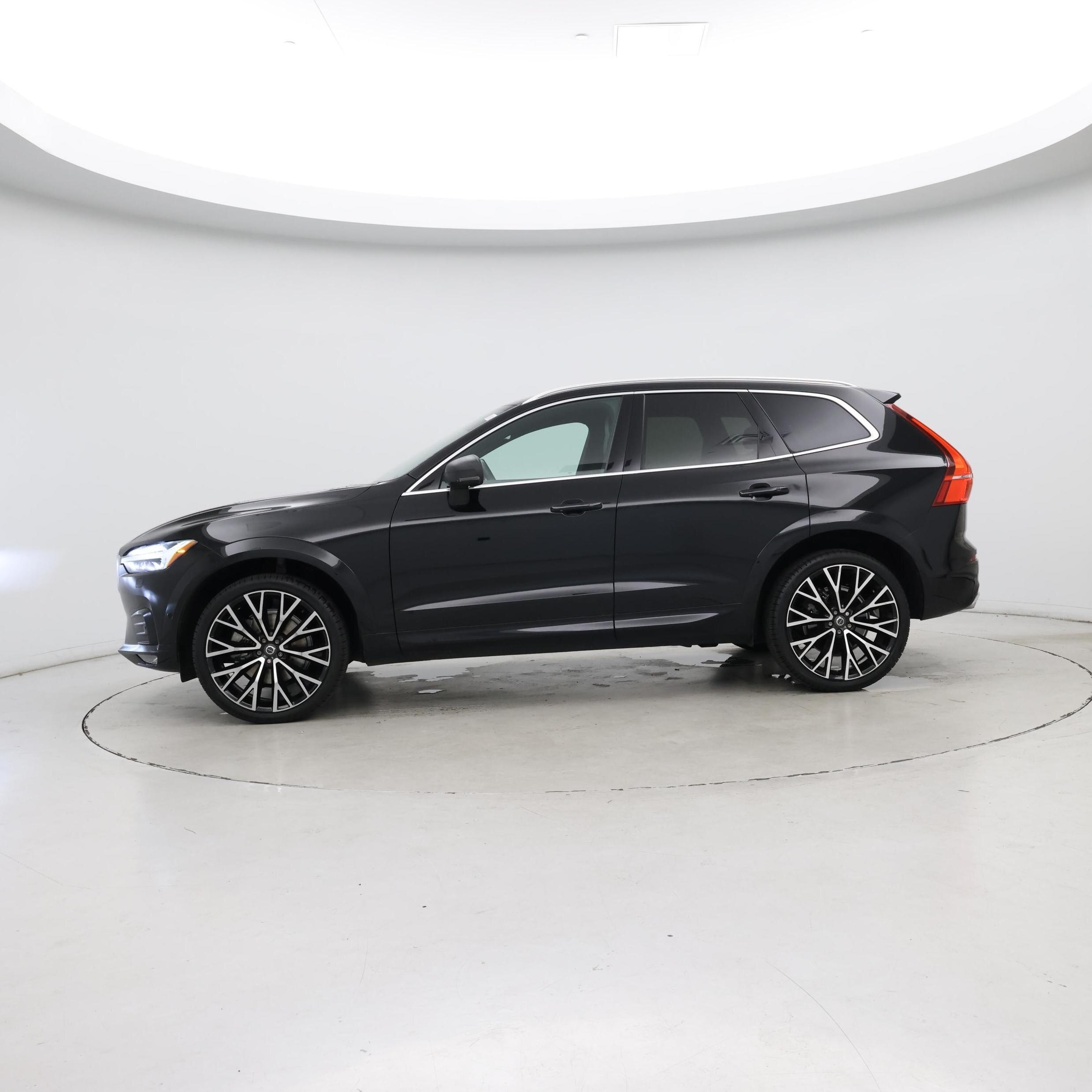 Thumbnail: 2019 Volvo XC60 - 3