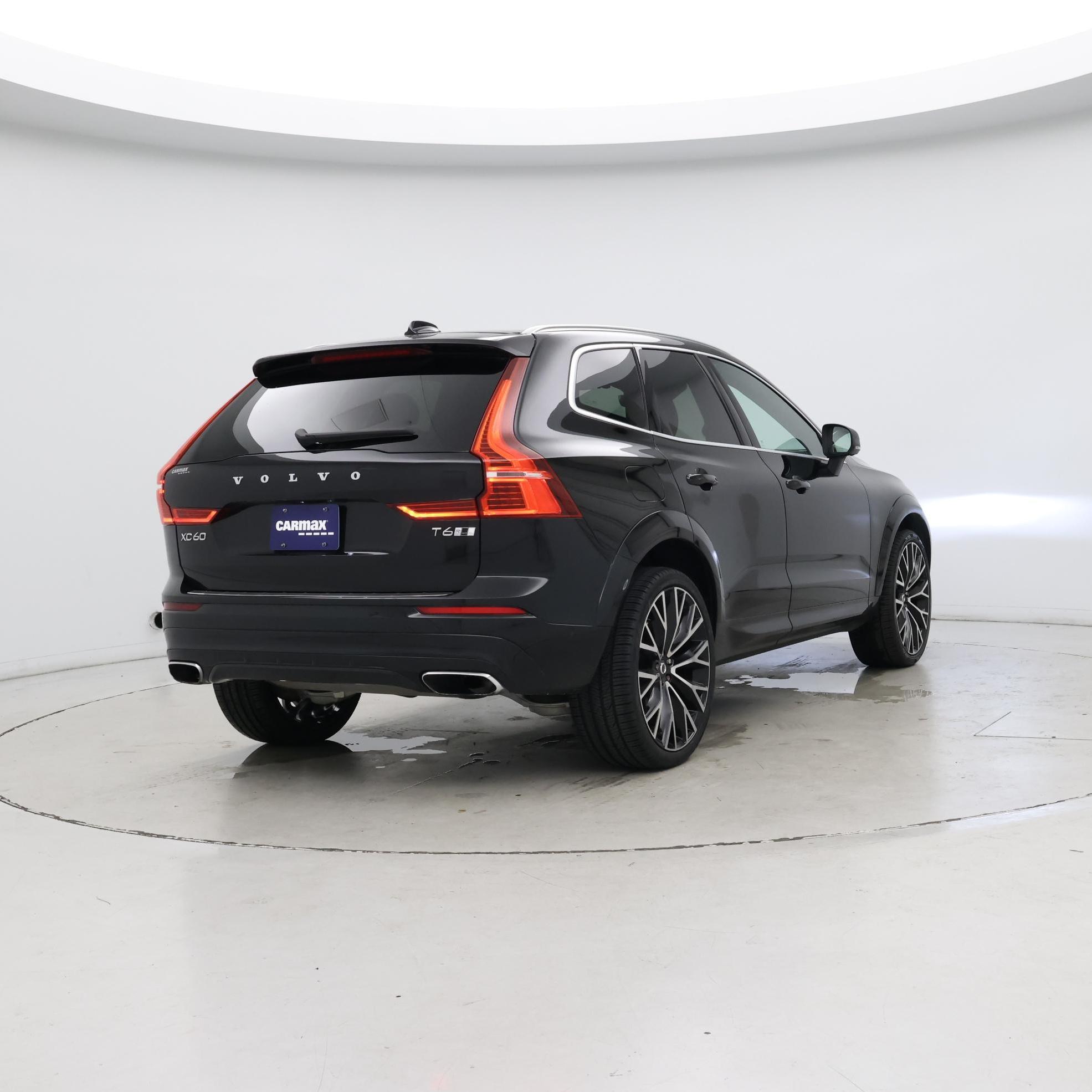 Thumbnail: 2019 Volvo XC60 - 8