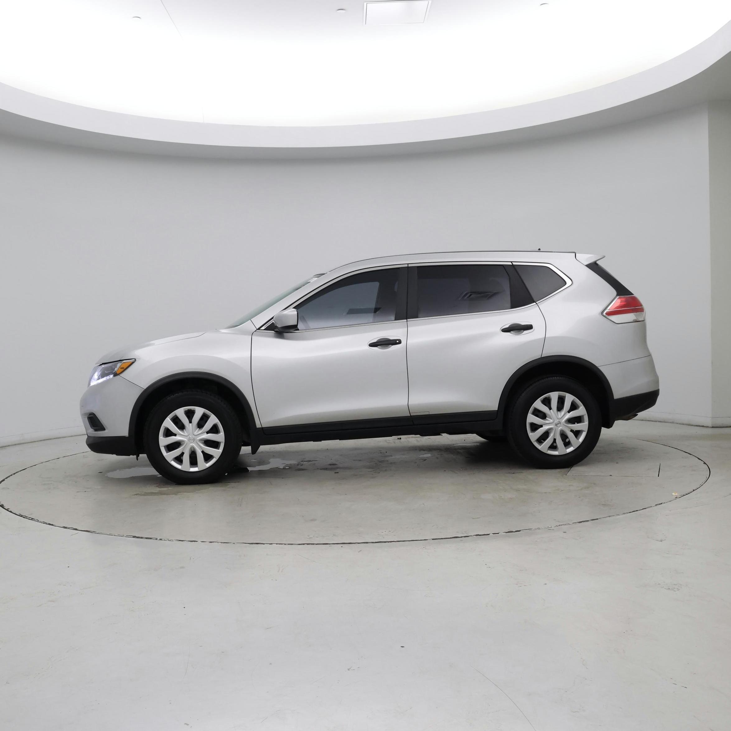 Thumbnail: 2016 Nissan Rogue - 3