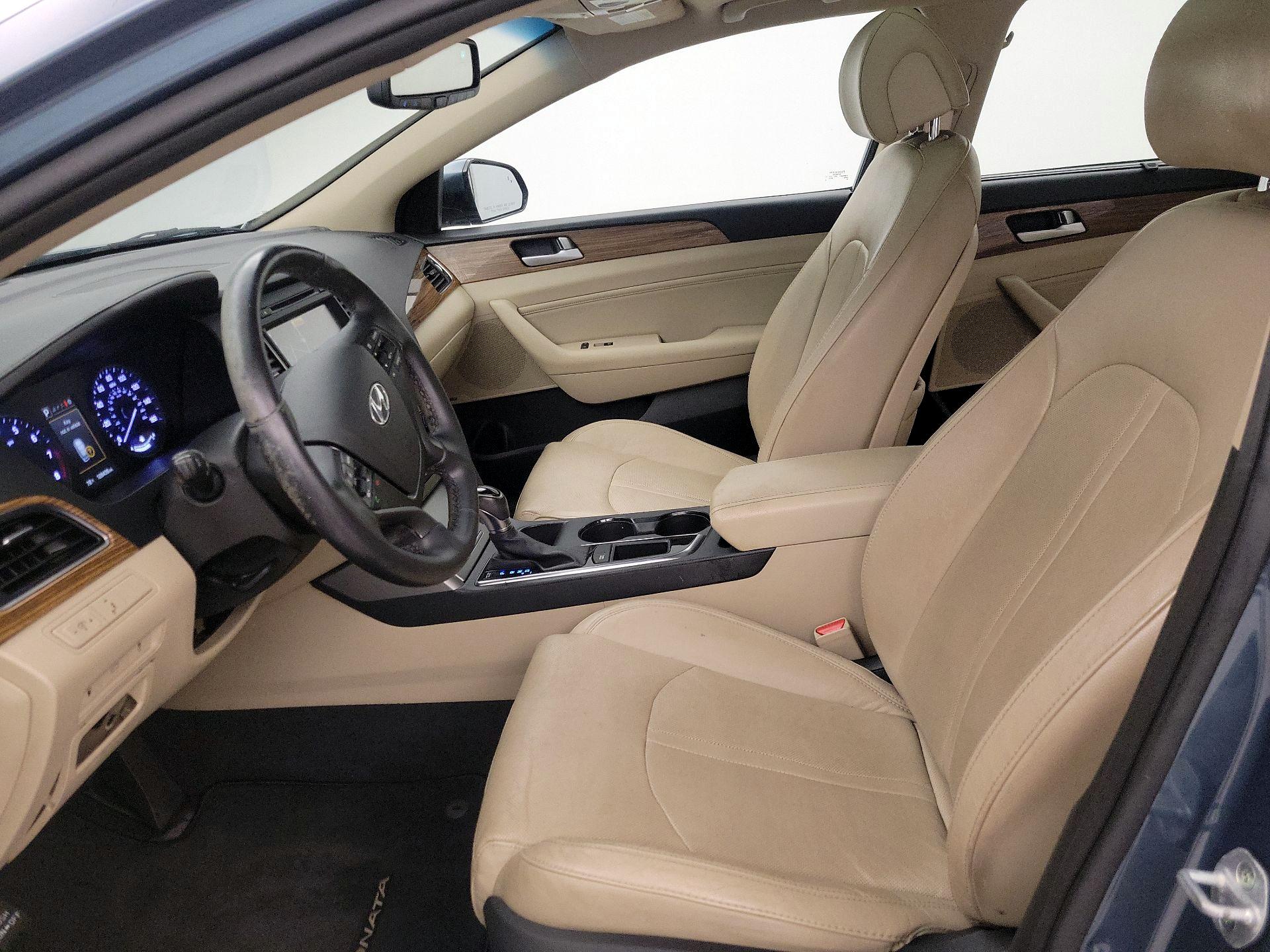 Thumbnail: 2015 Hyundai Sonata - 11