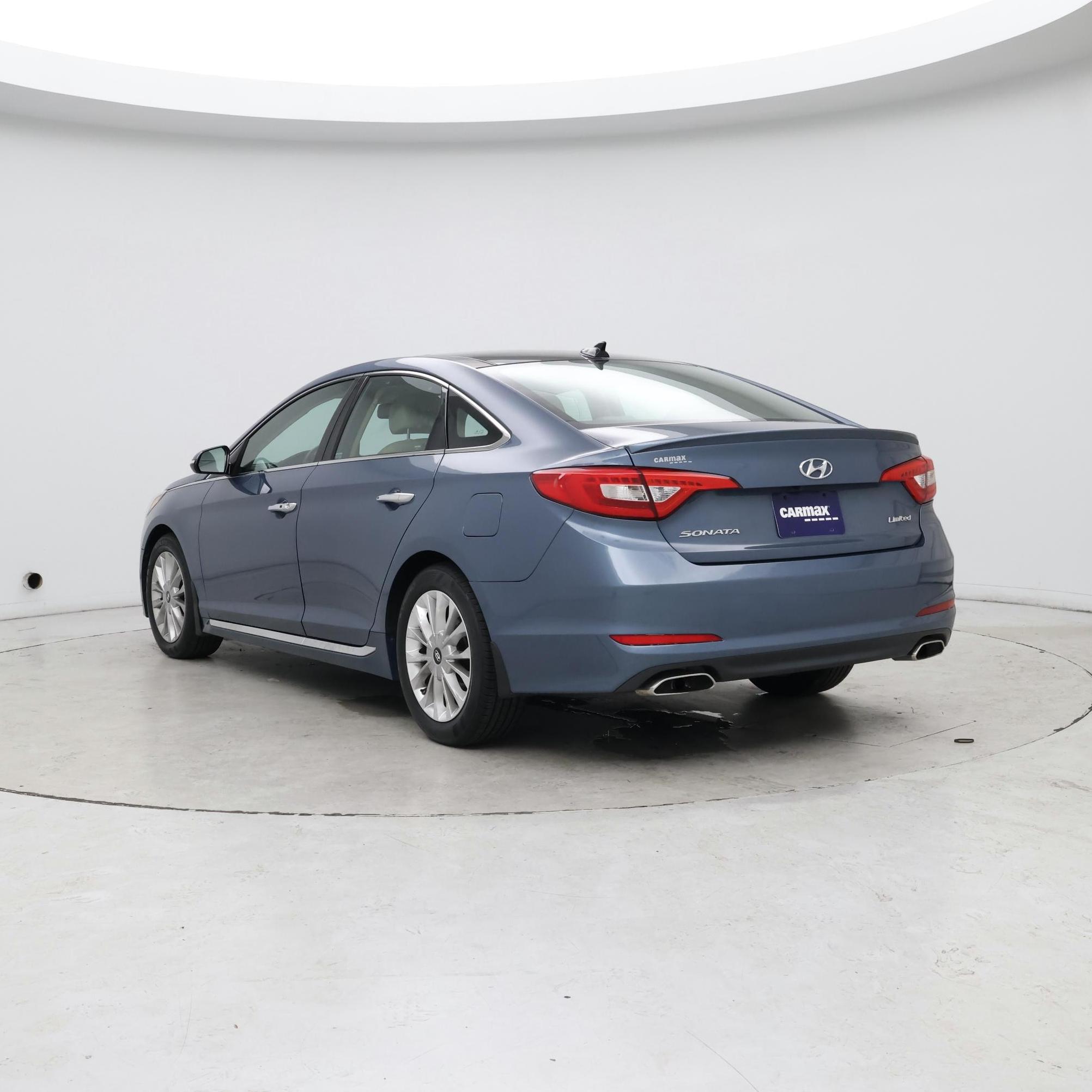 Thumbnail: 2015 Hyundai Sonata - 2