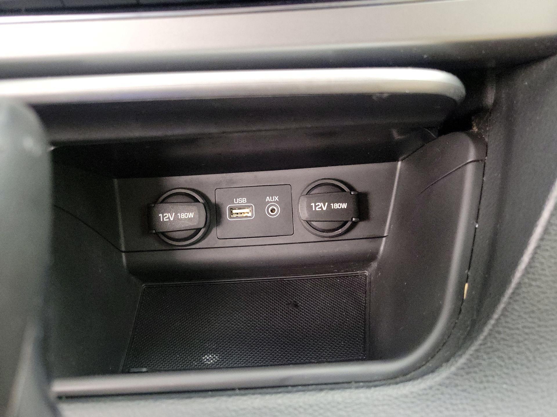 Thumbnail: 2015 Hyundai Sonata - 19