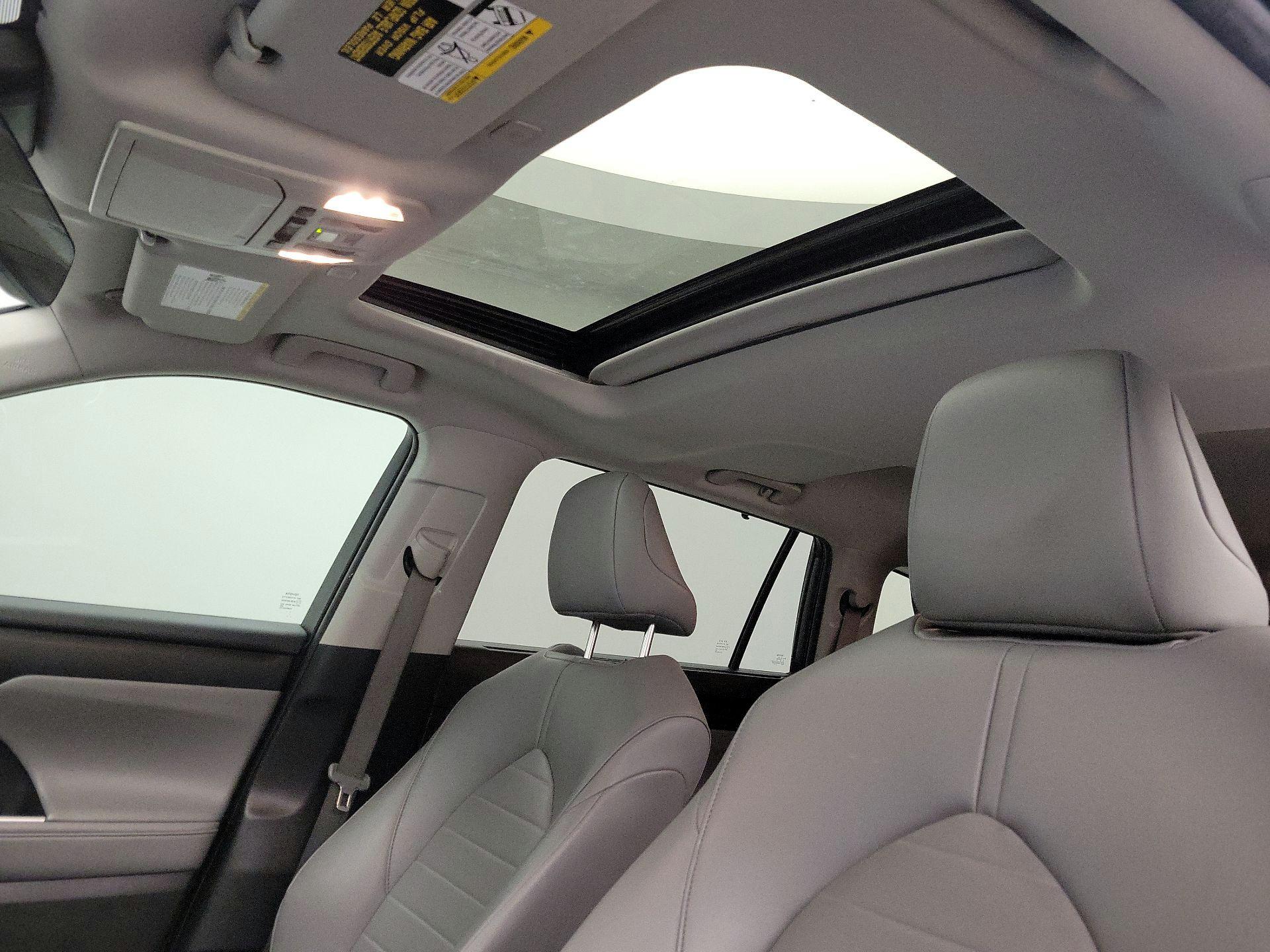 Thumbnail: 2023 Toyota Highlander - 19