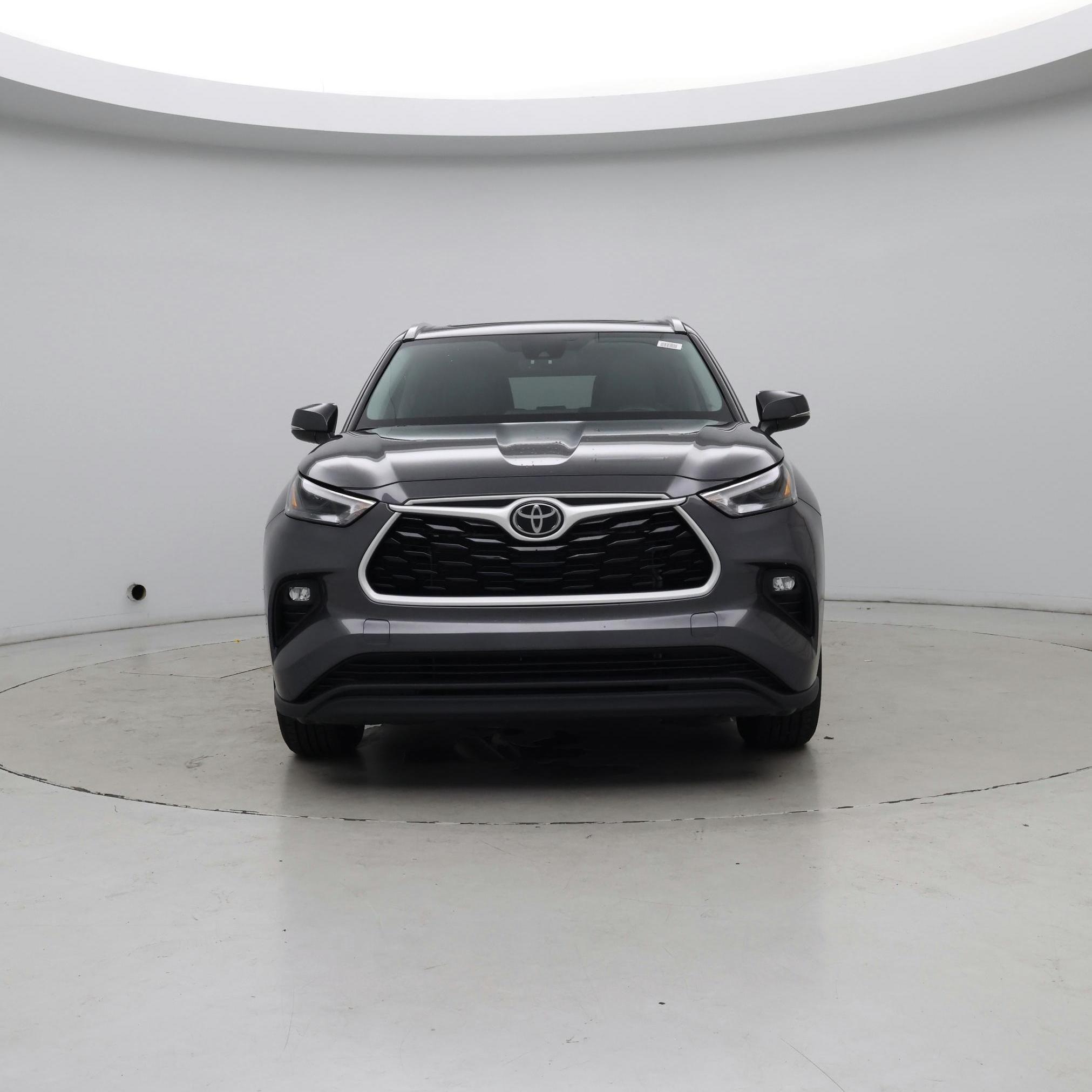 Thumbnail: 2023 Toyota Highlander - 5