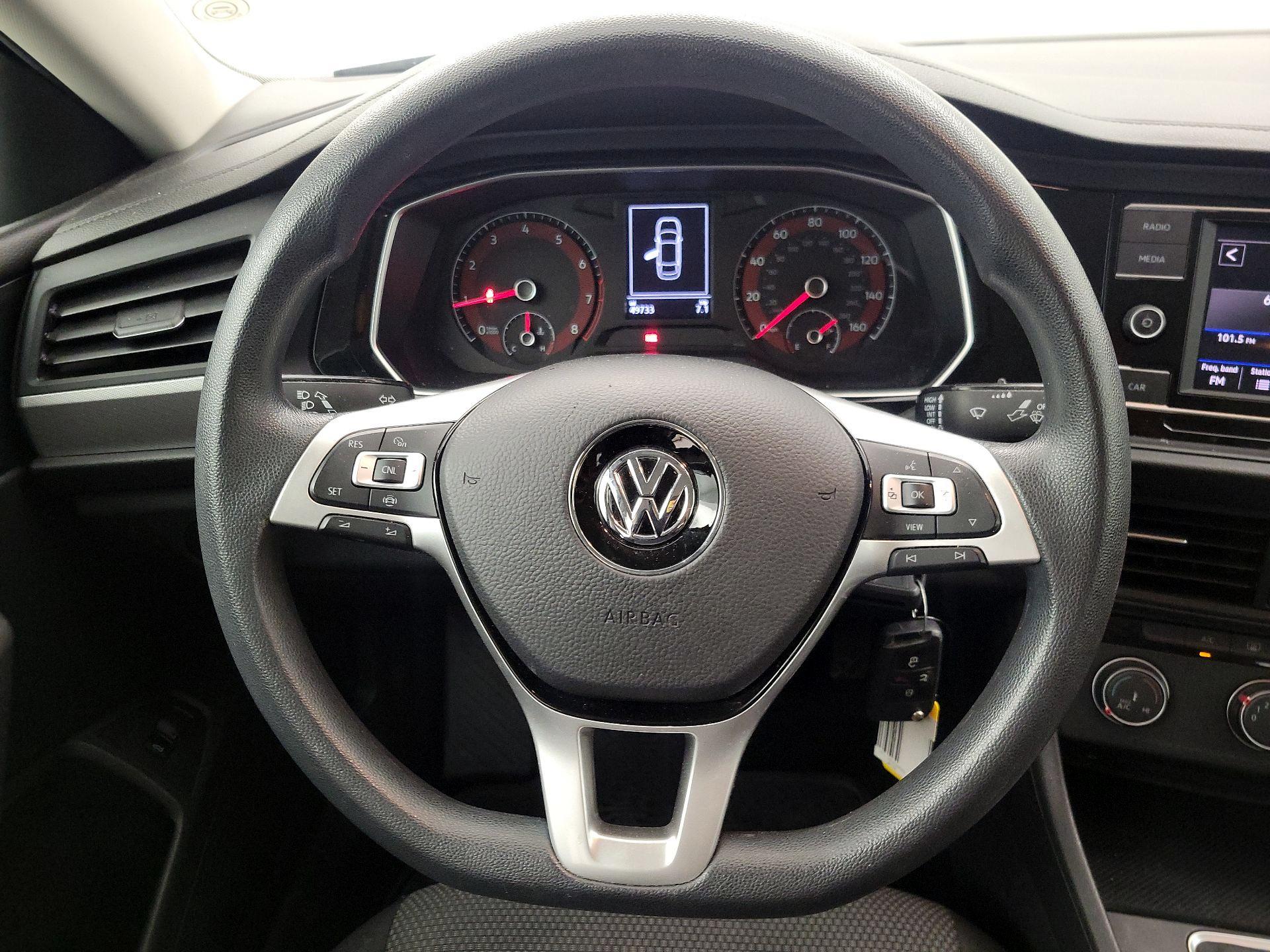 Thumbnail: 2019 Volkswagen Jetta - 10