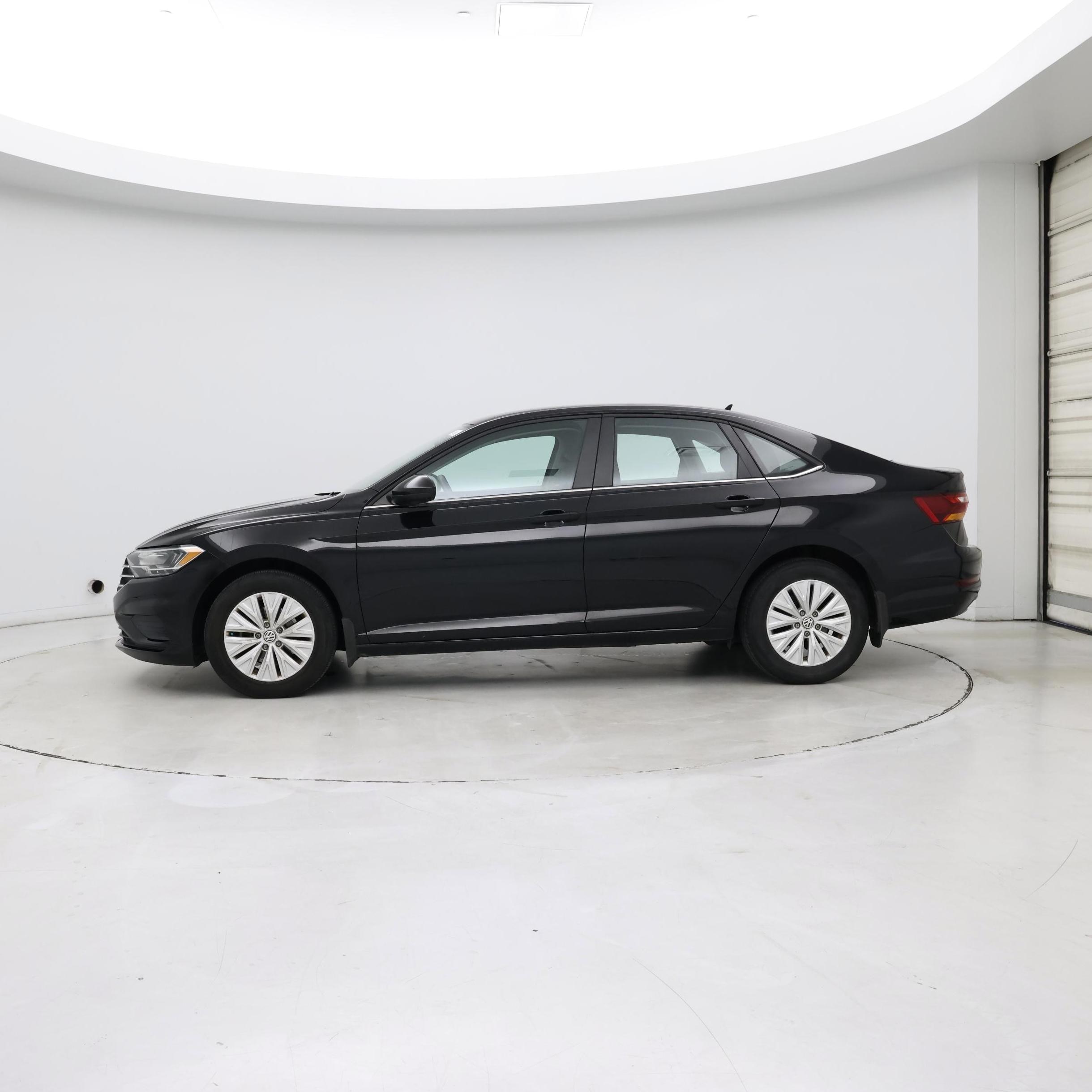 Thumbnail: 2019 Volkswagen Jetta - 3