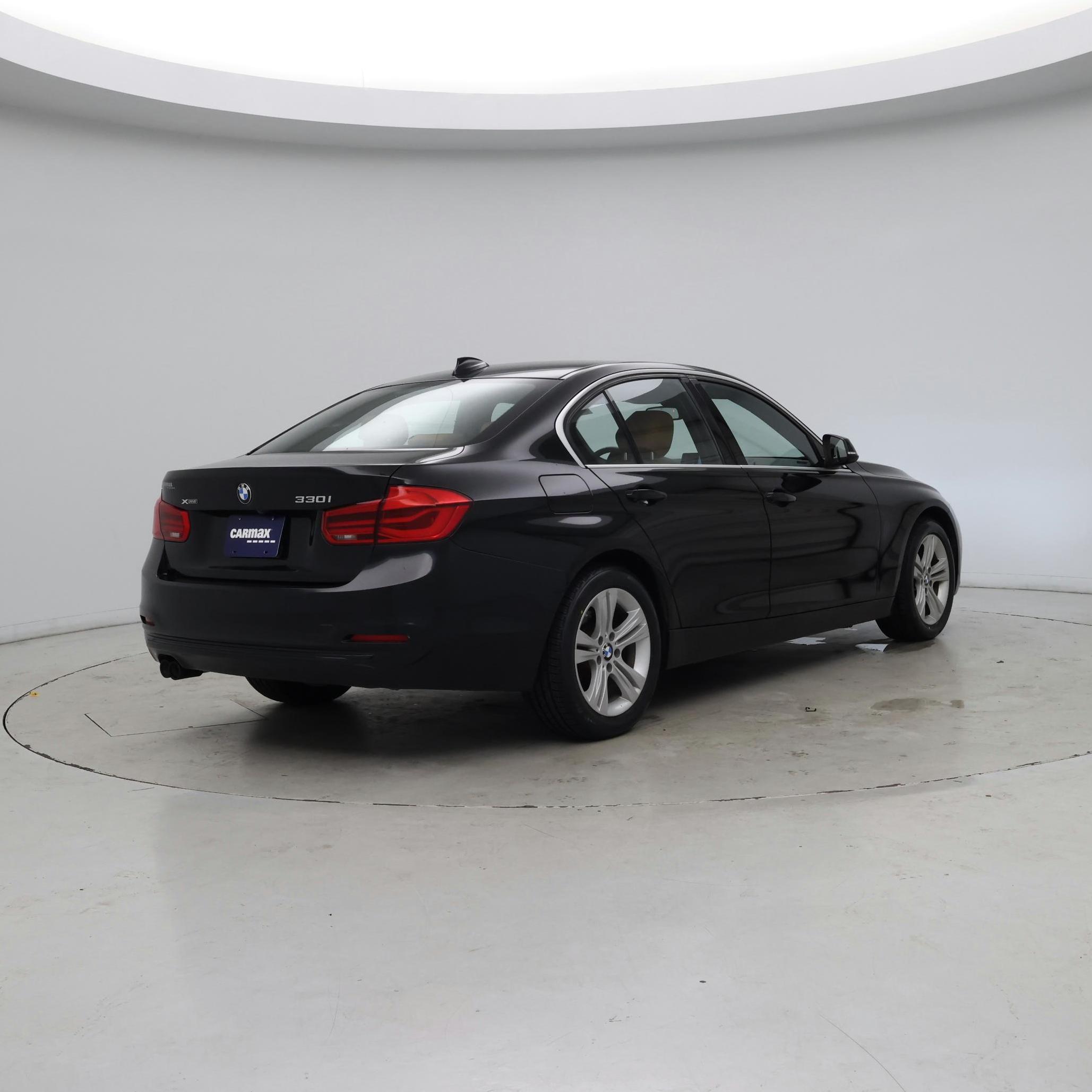 Thumbnail: 2018 BMW 3 Series - 8
