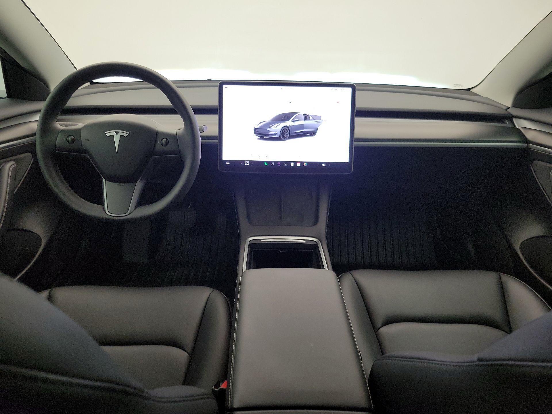 Thumbnail: 2023 Tesla Model 3 - 9
