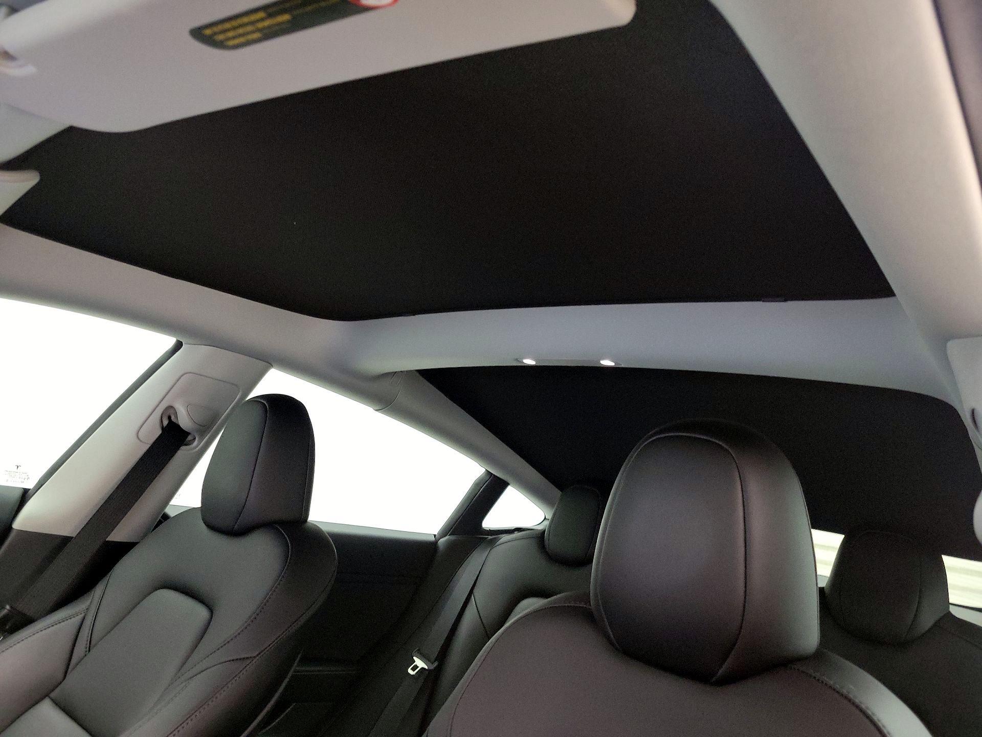 Thumbnail: 2023 Tesla Model 3 - 18