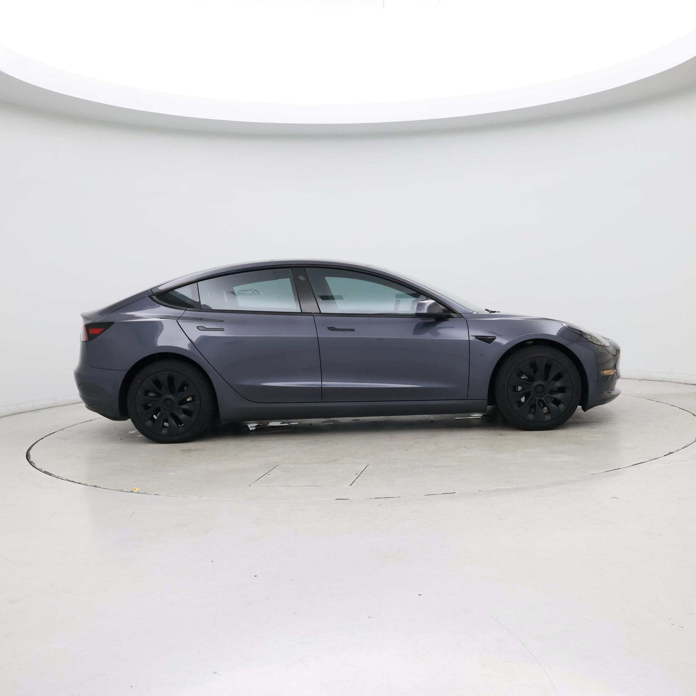 Thumbnail: 2023 Tesla Model 3 - 7