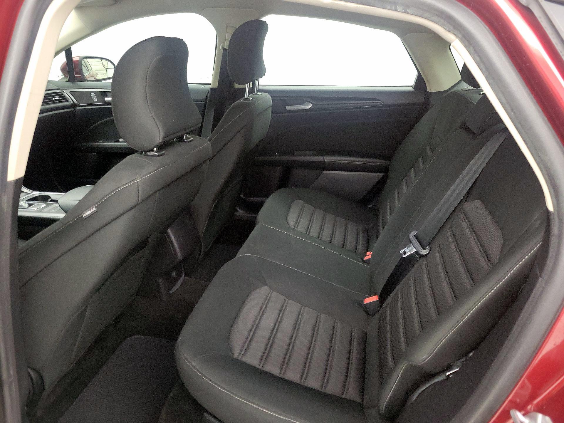 Thumbnail: 2018 Ford Fusion - 19