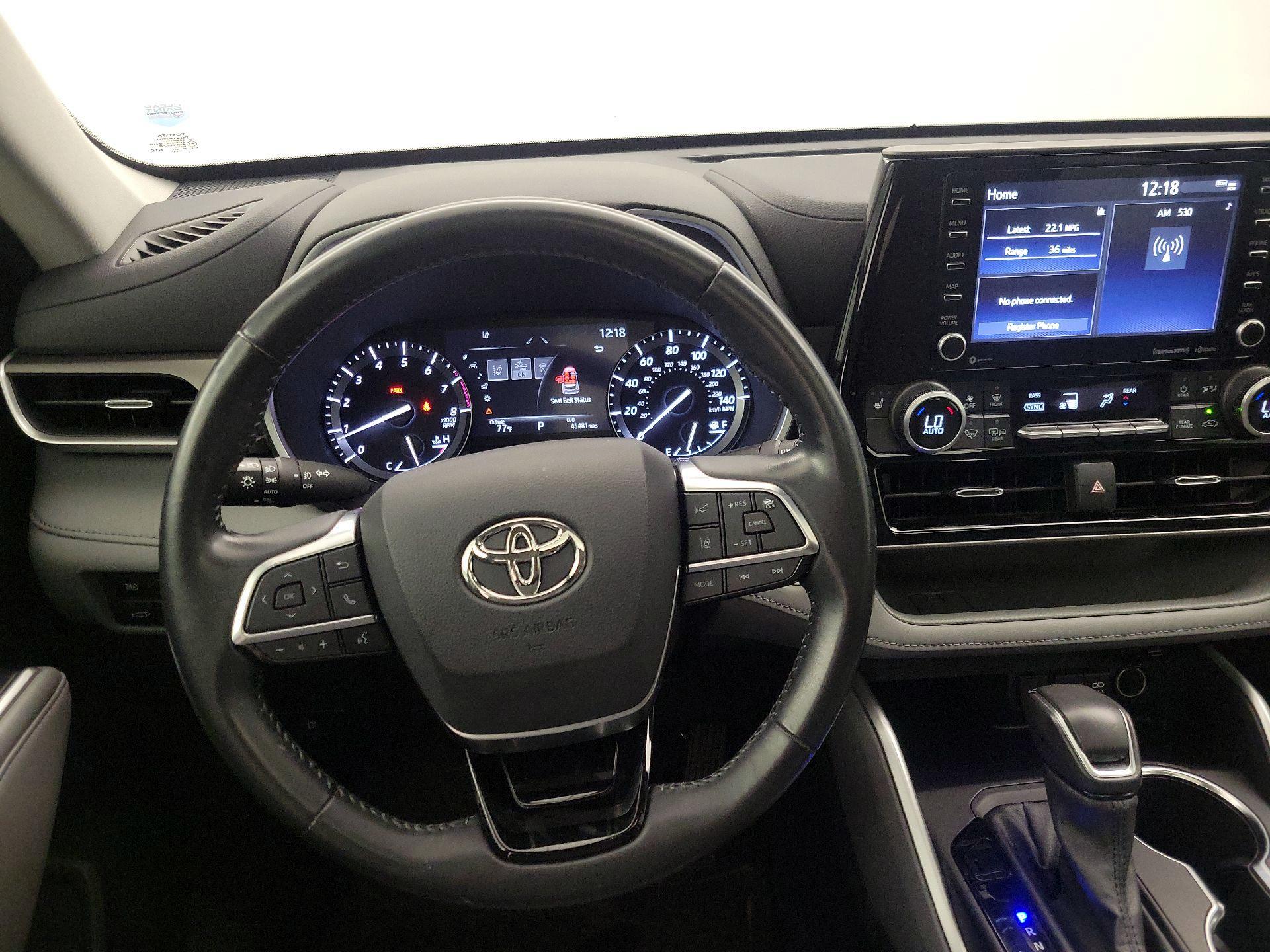 Thumbnail: 2021 Toyota Highlander - 10
