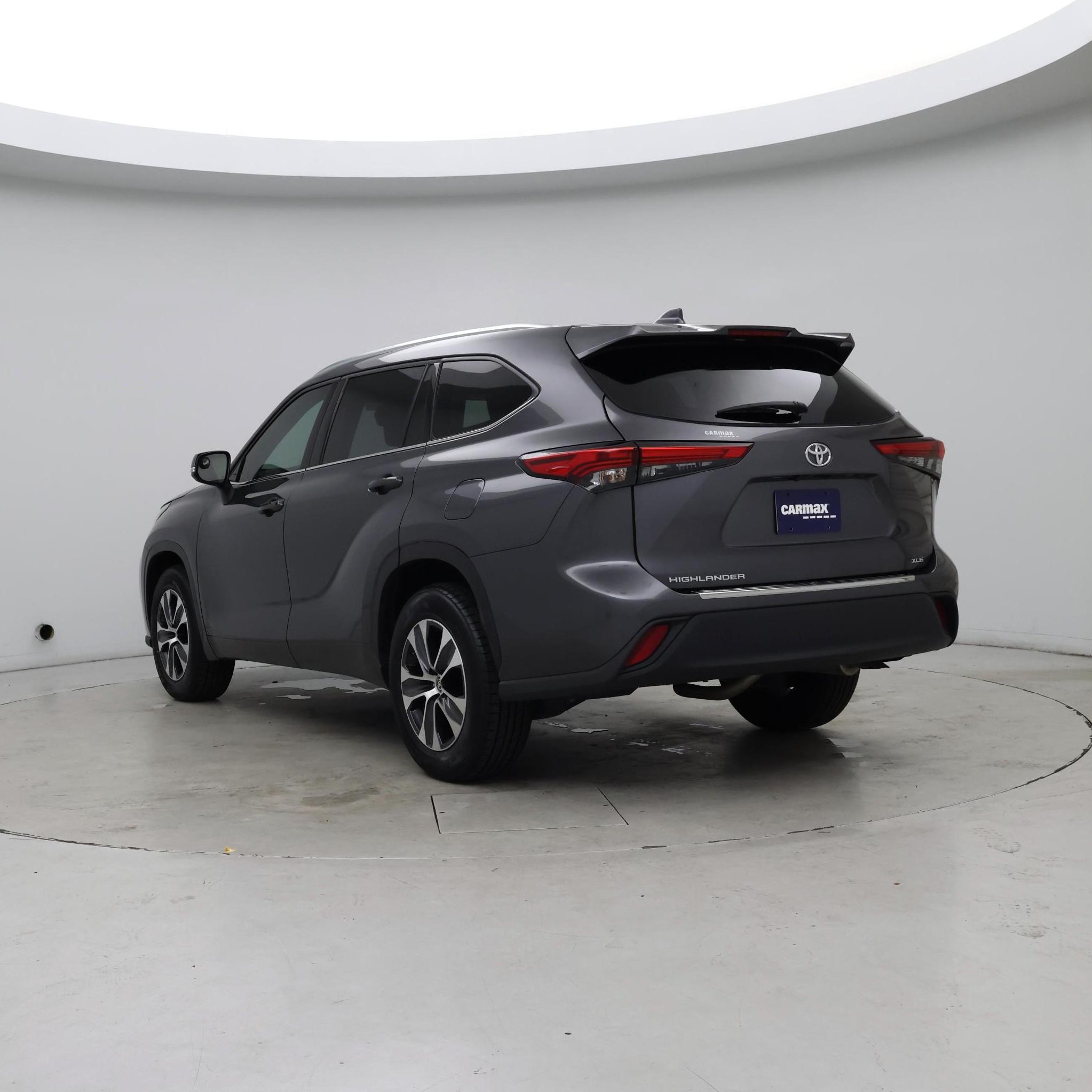 Thumbnail: 2021 Toyota Highlander - 2