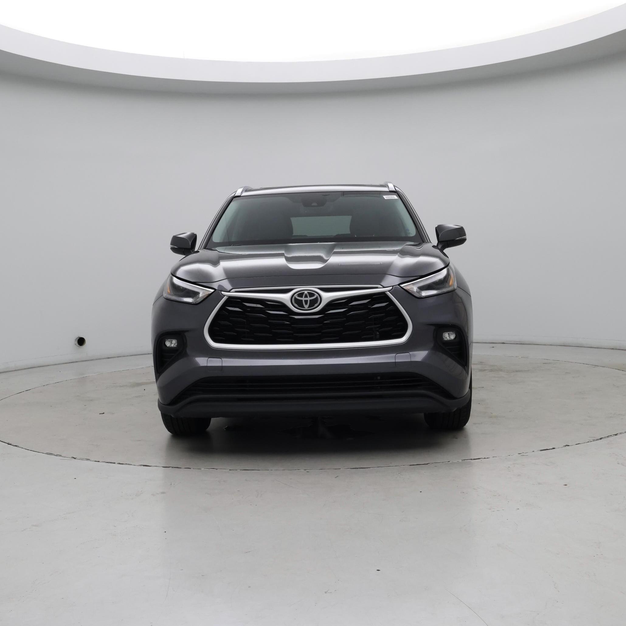 Thumbnail: 2021 Toyota Highlander - 5
