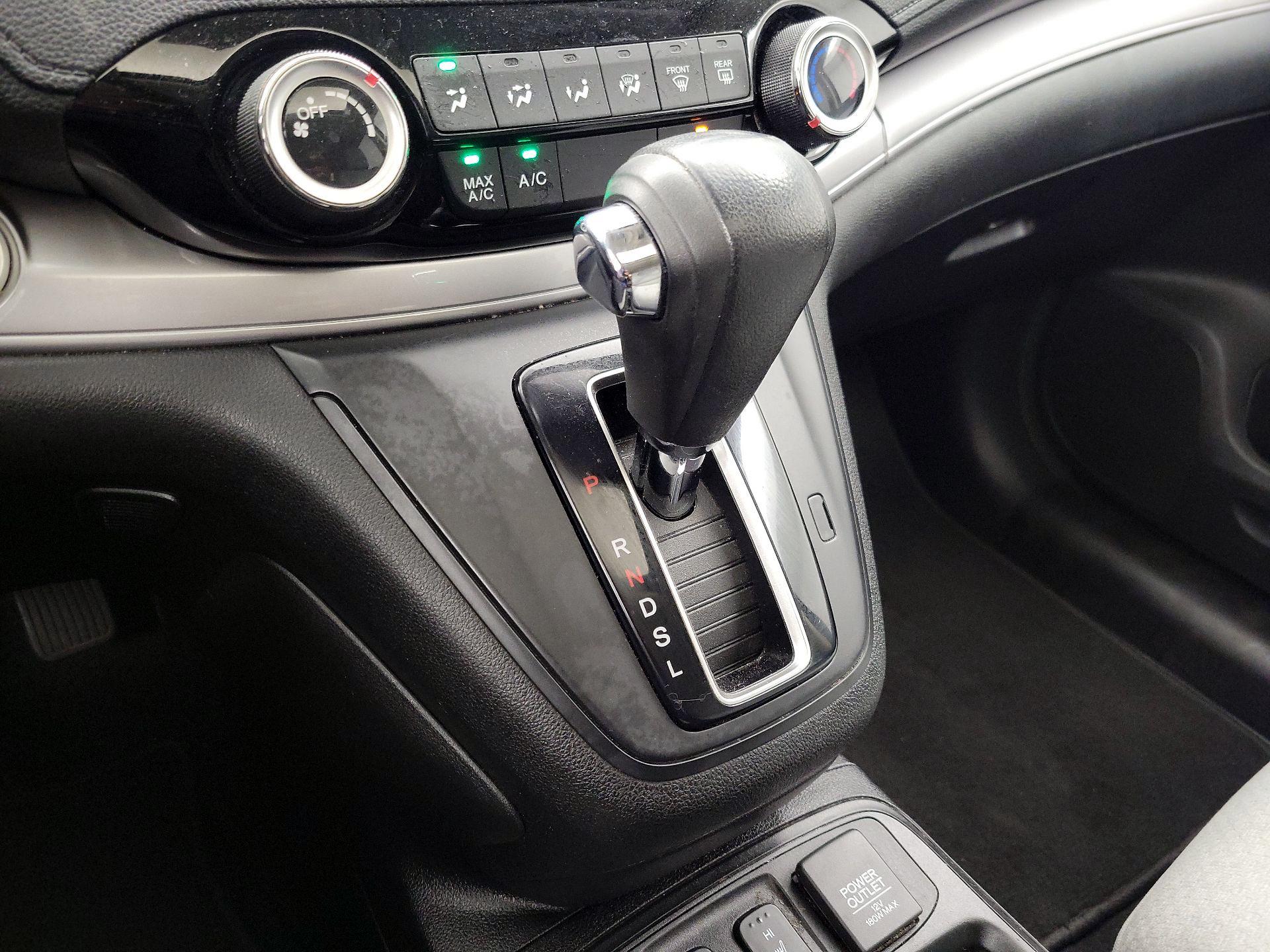 Thumbnail: 2015 Honda CR-V - 17