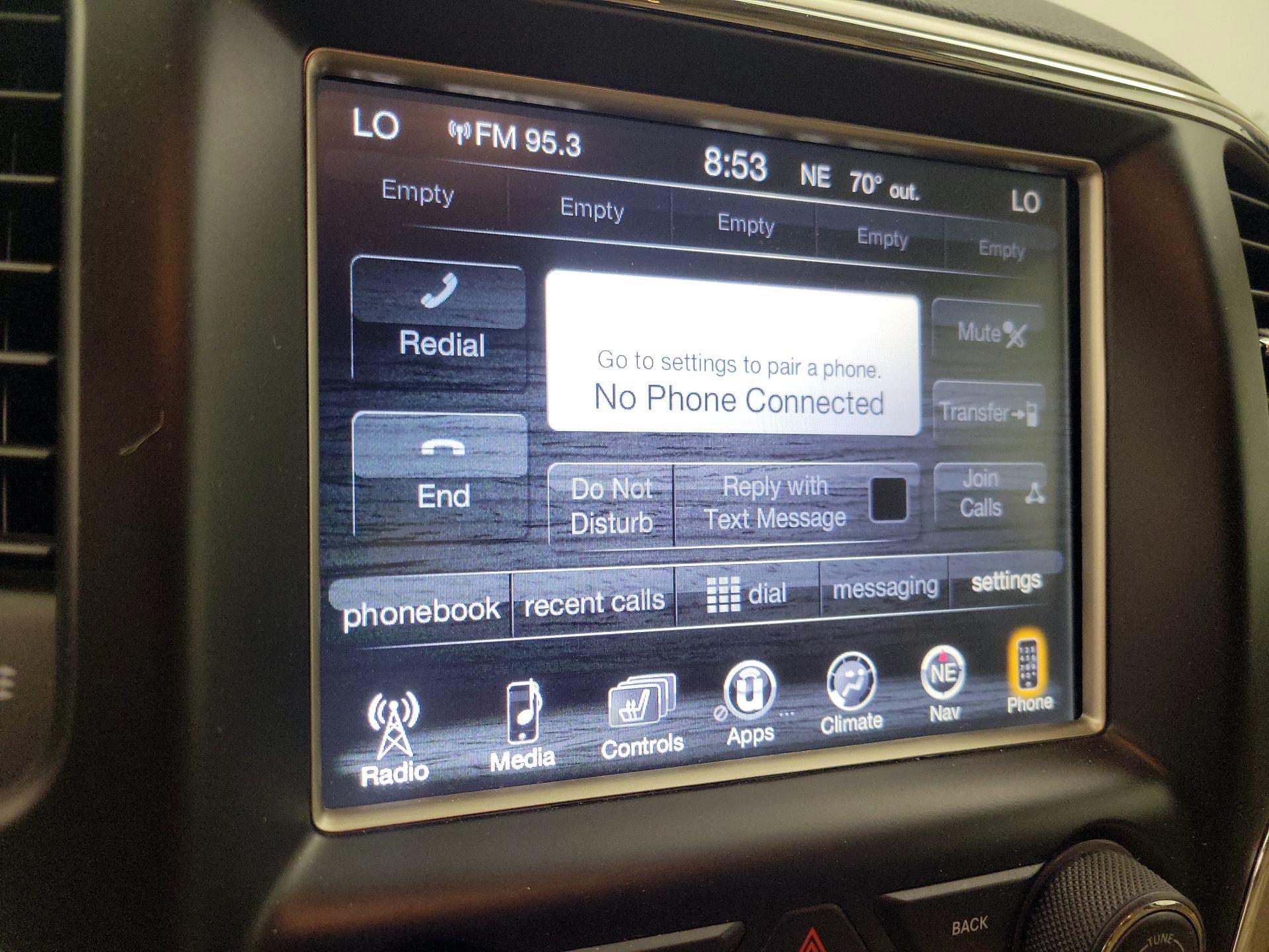 Thumbnail: 2017 Jeep Grand Cherokee - 15