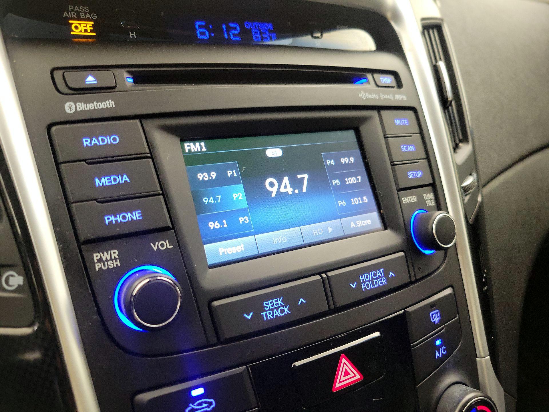 Thumbnail: 2014 Hyundai Sonata - 15