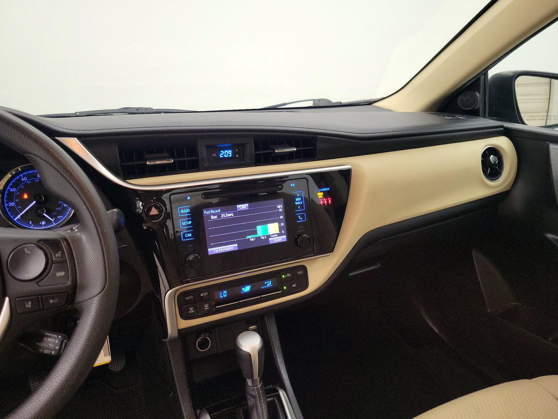 Thumbnail: 2019 Toyota Corolla - 9