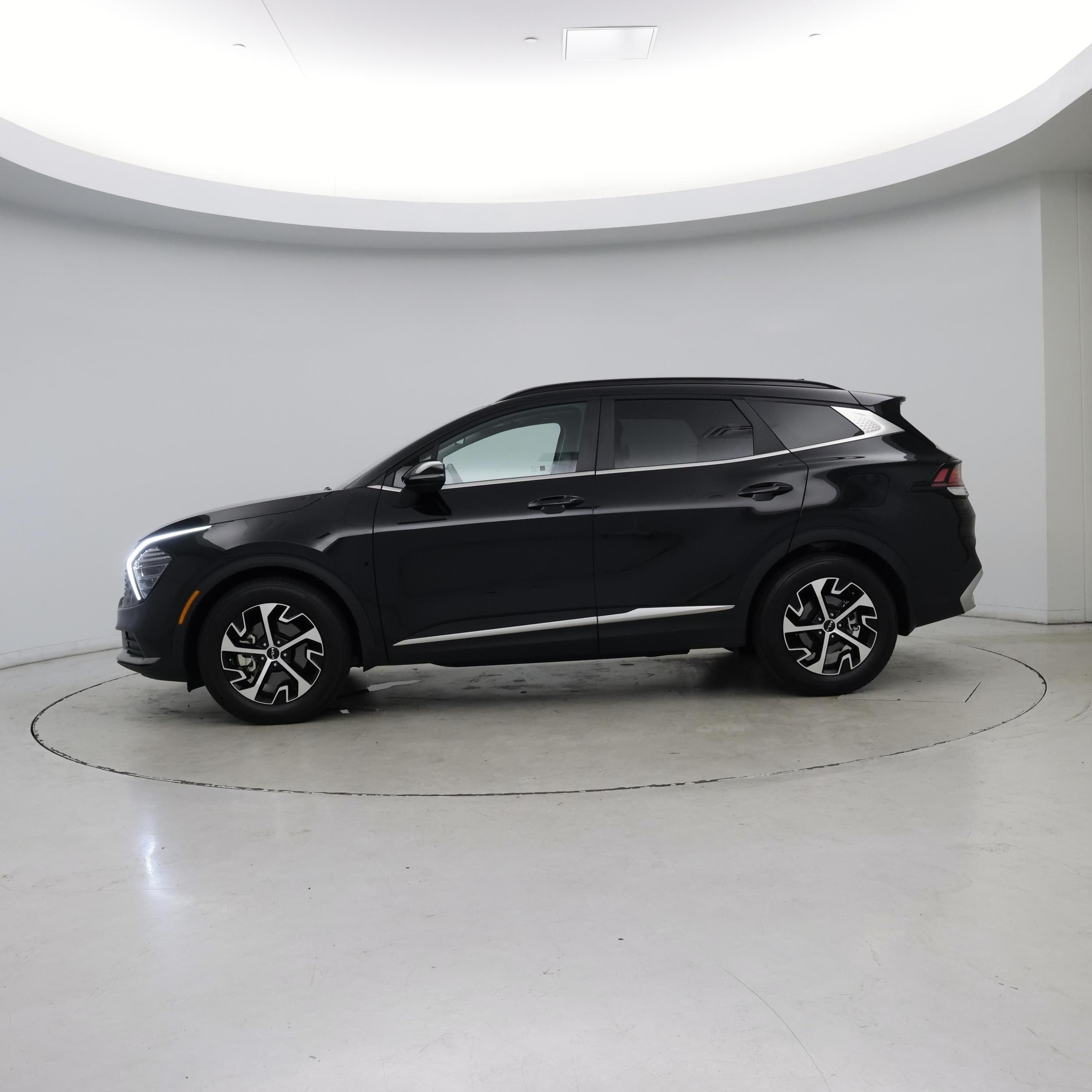 Thumbnail: 2025 Kia Sportage - 3