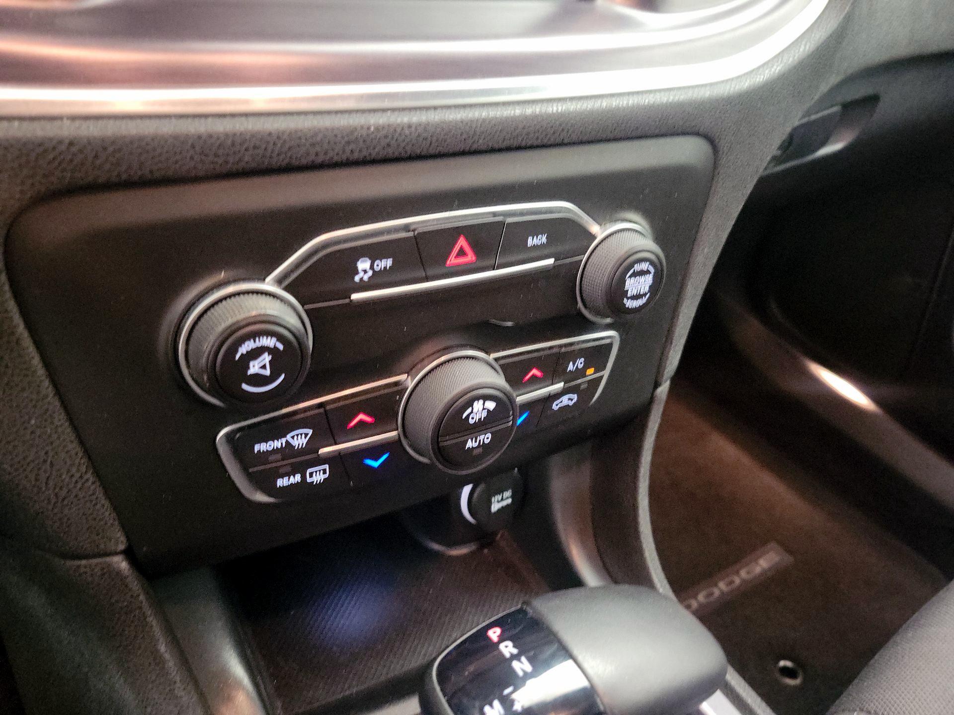 Thumbnail: 2016 Dodge Charger - 15
