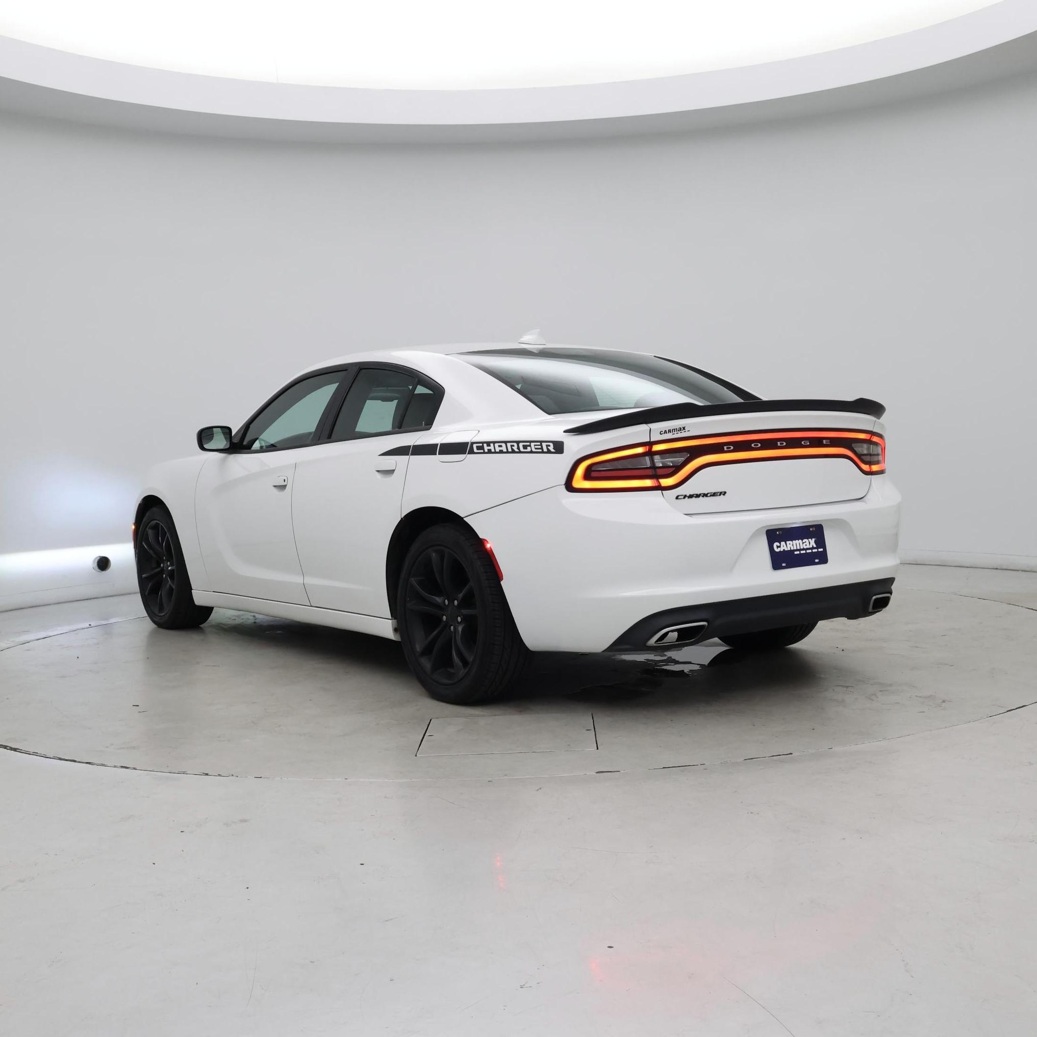 Thumbnail: 2016 Dodge Charger - 2