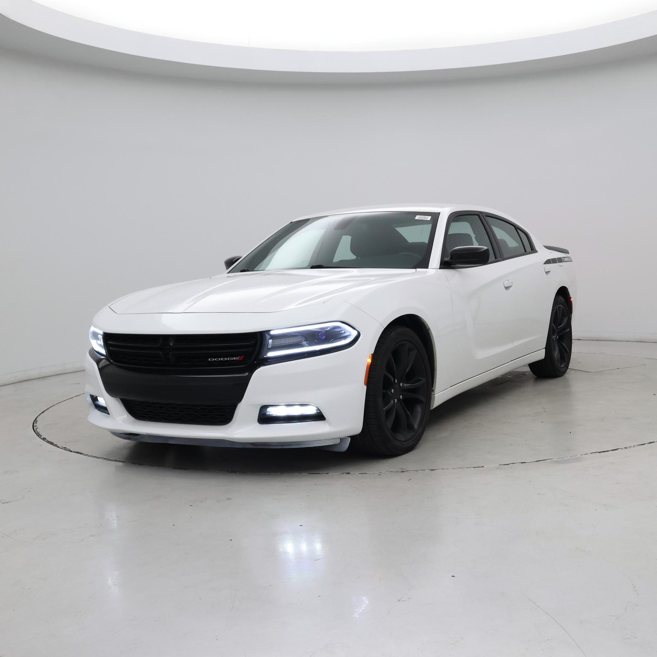 Thumbnail: 2016 Dodge Charger - 4