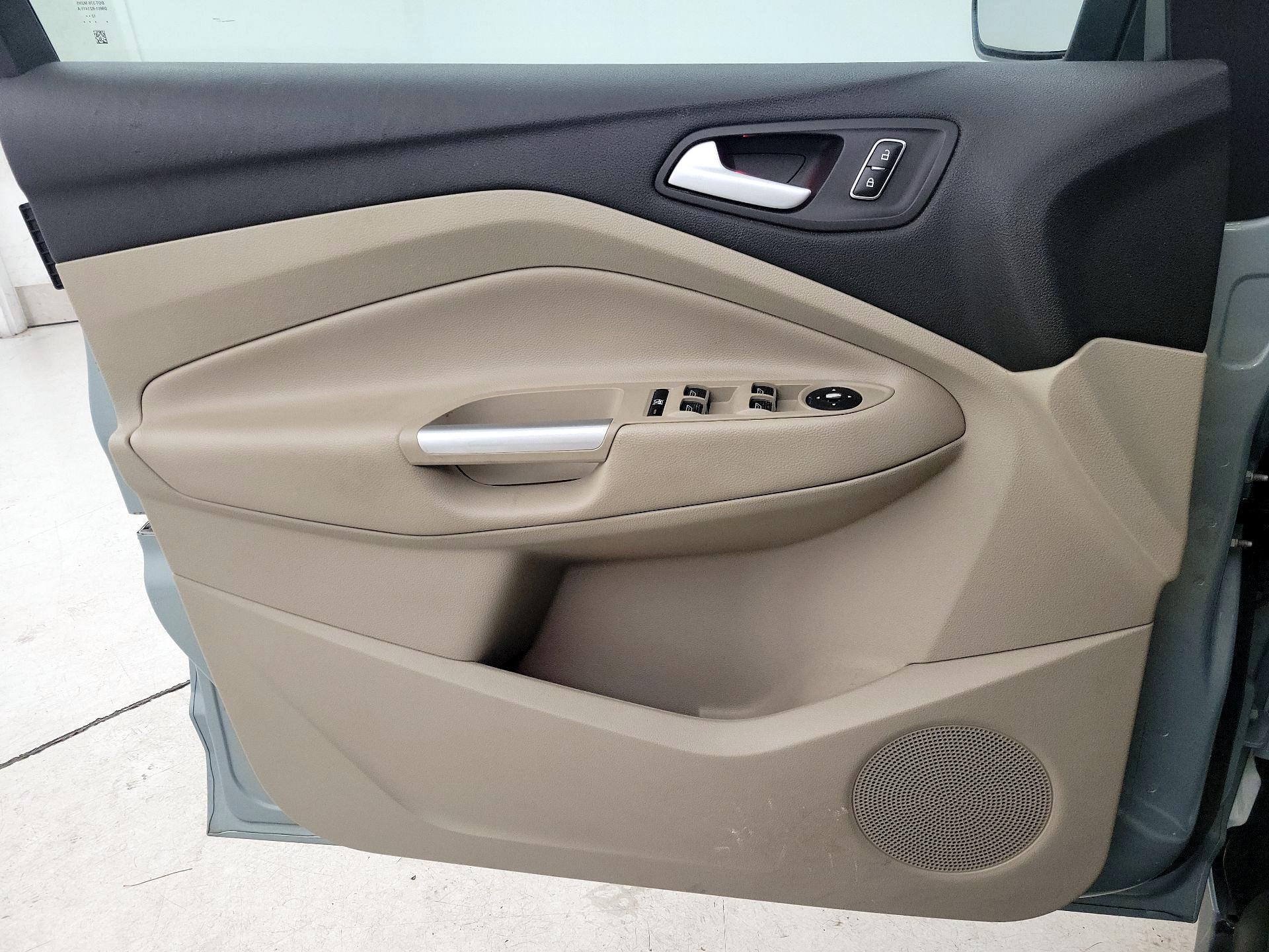 Thumbnail: 2013 Ford C-Max - 12