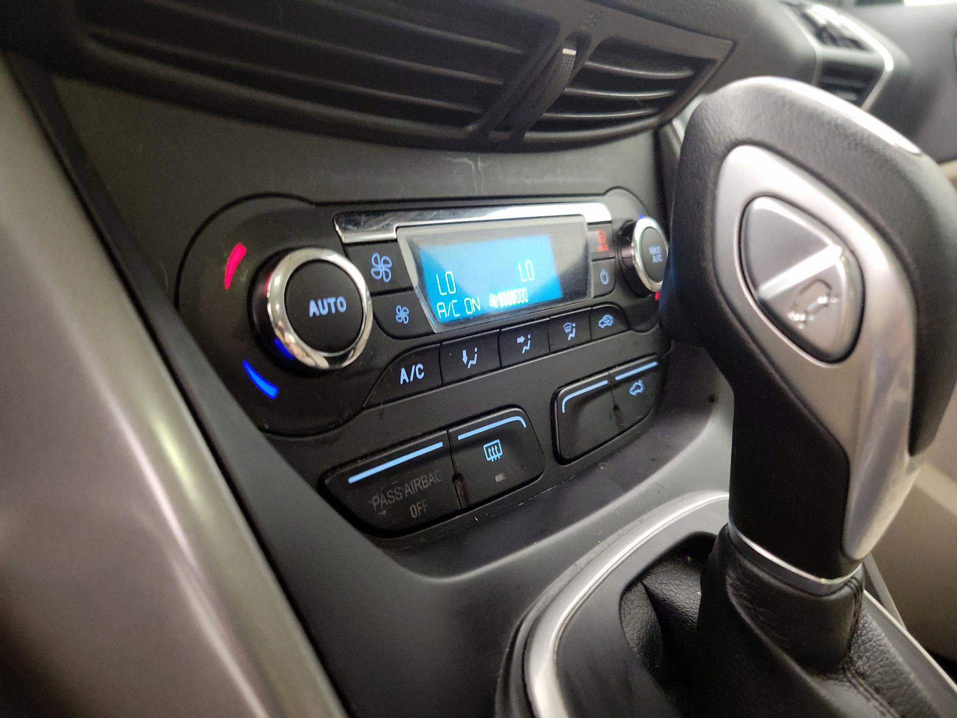 Thumbnail: 2013 Ford C-Max - 15