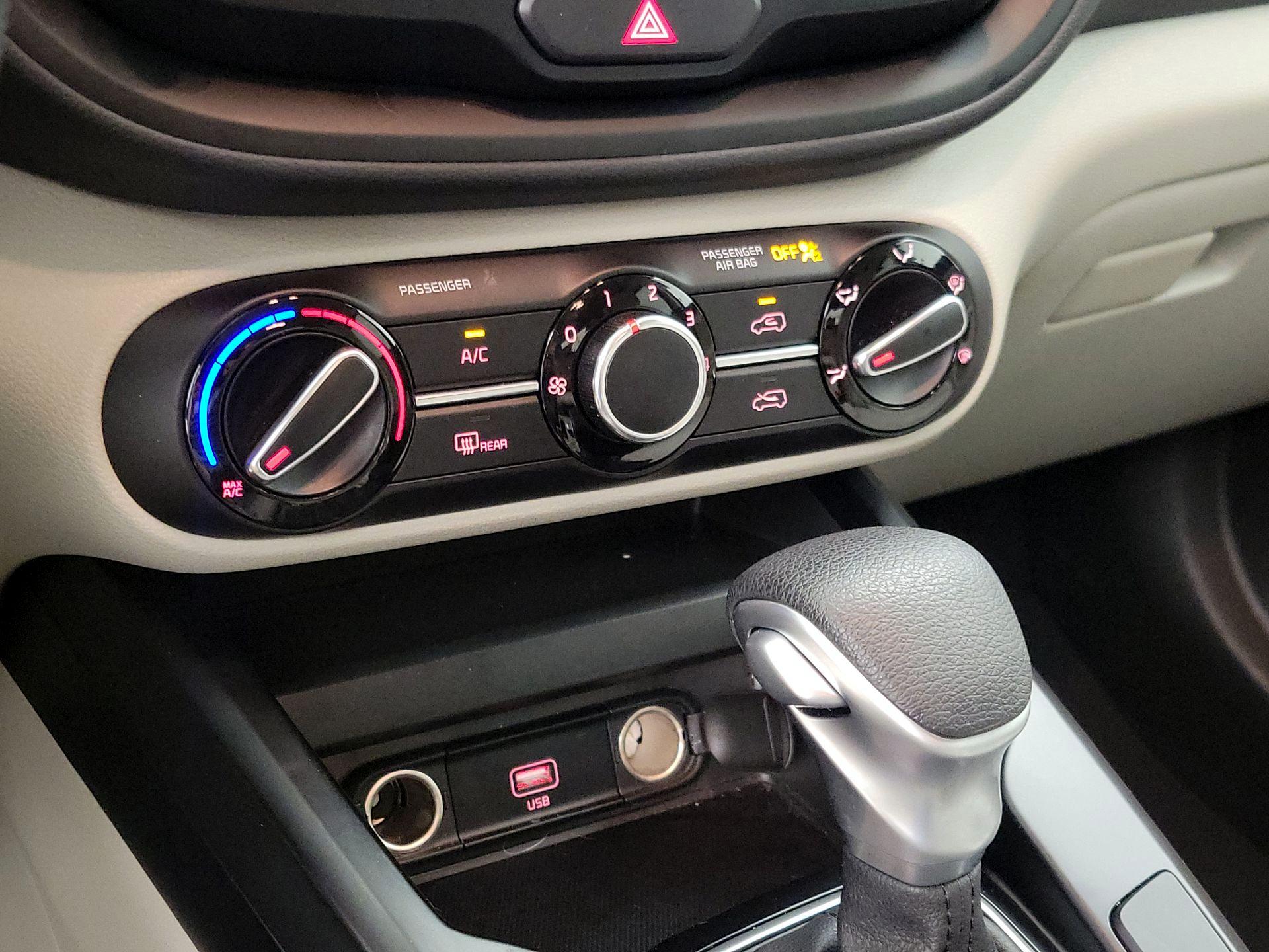 Thumbnail: 2020 Kia Soul - 16
