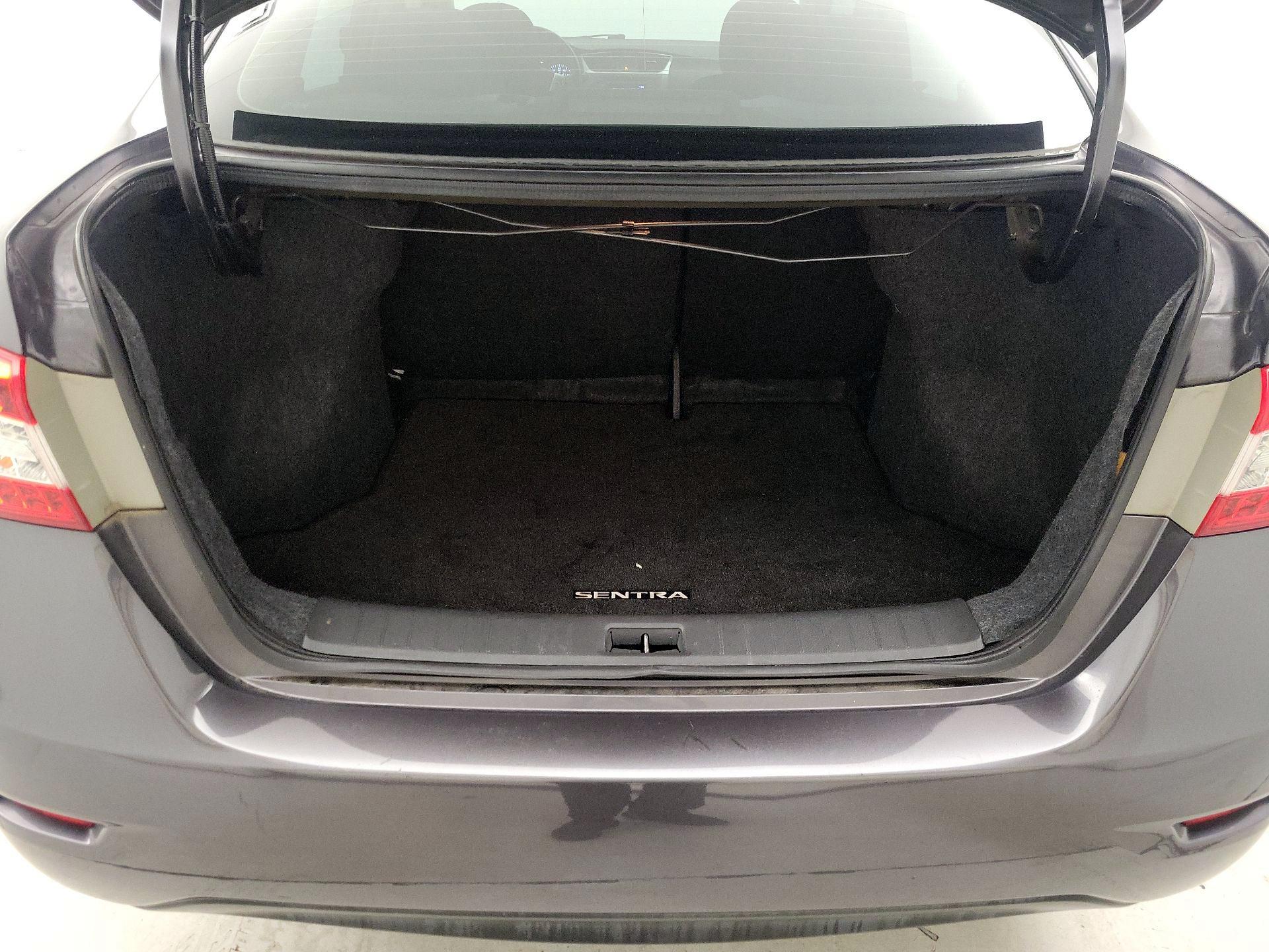 Thumbnail: 2014 Nissan Sentra - 19