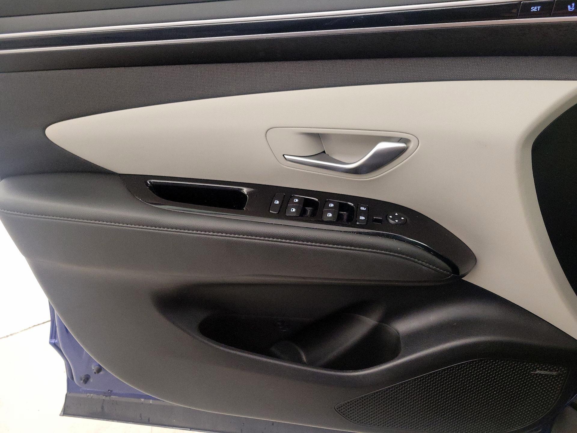 Thumbnail: 2022 Hyundai Tucson - 12
