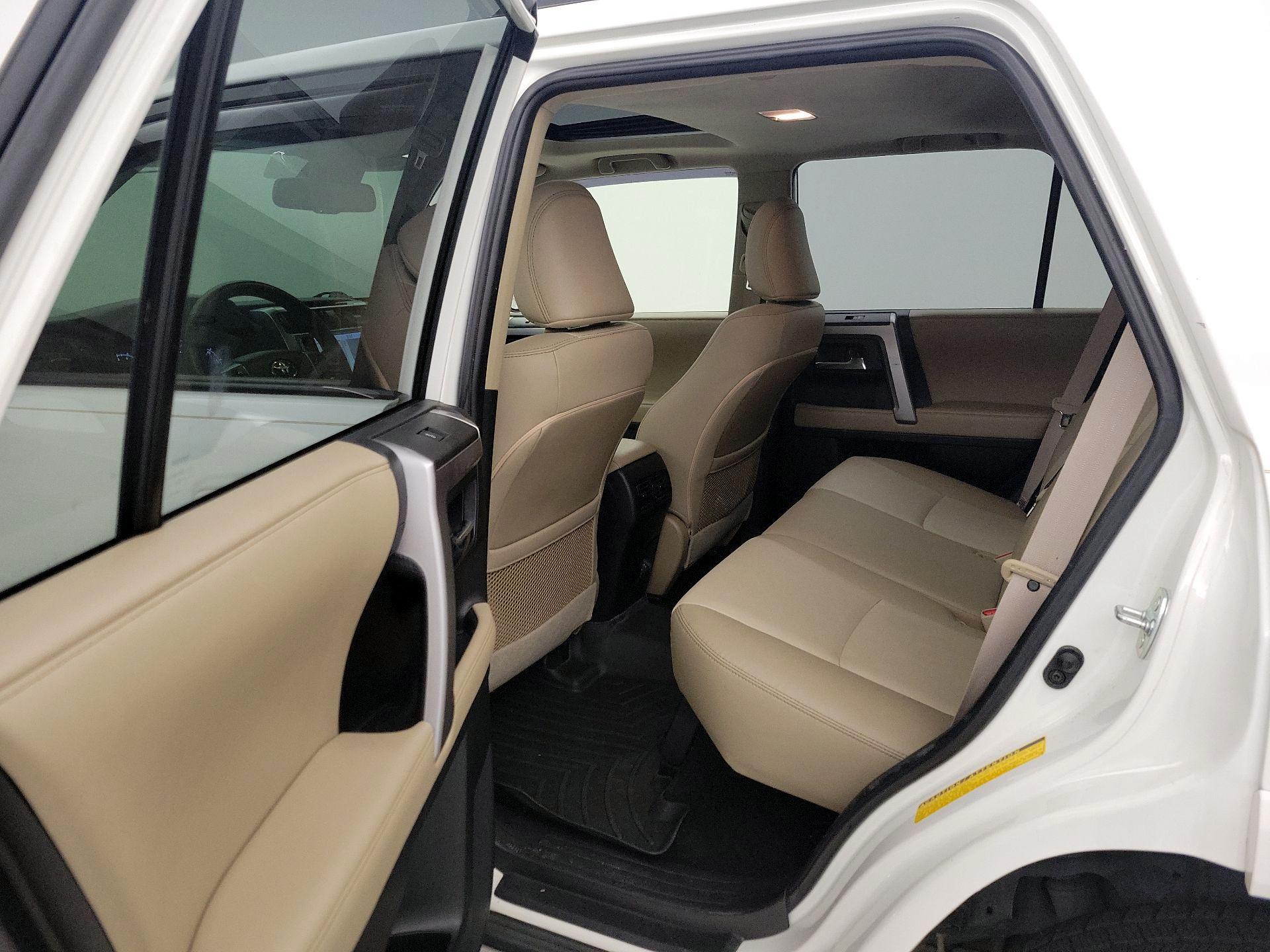 Thumbnail: 2021 Toyota 4Runner - 20