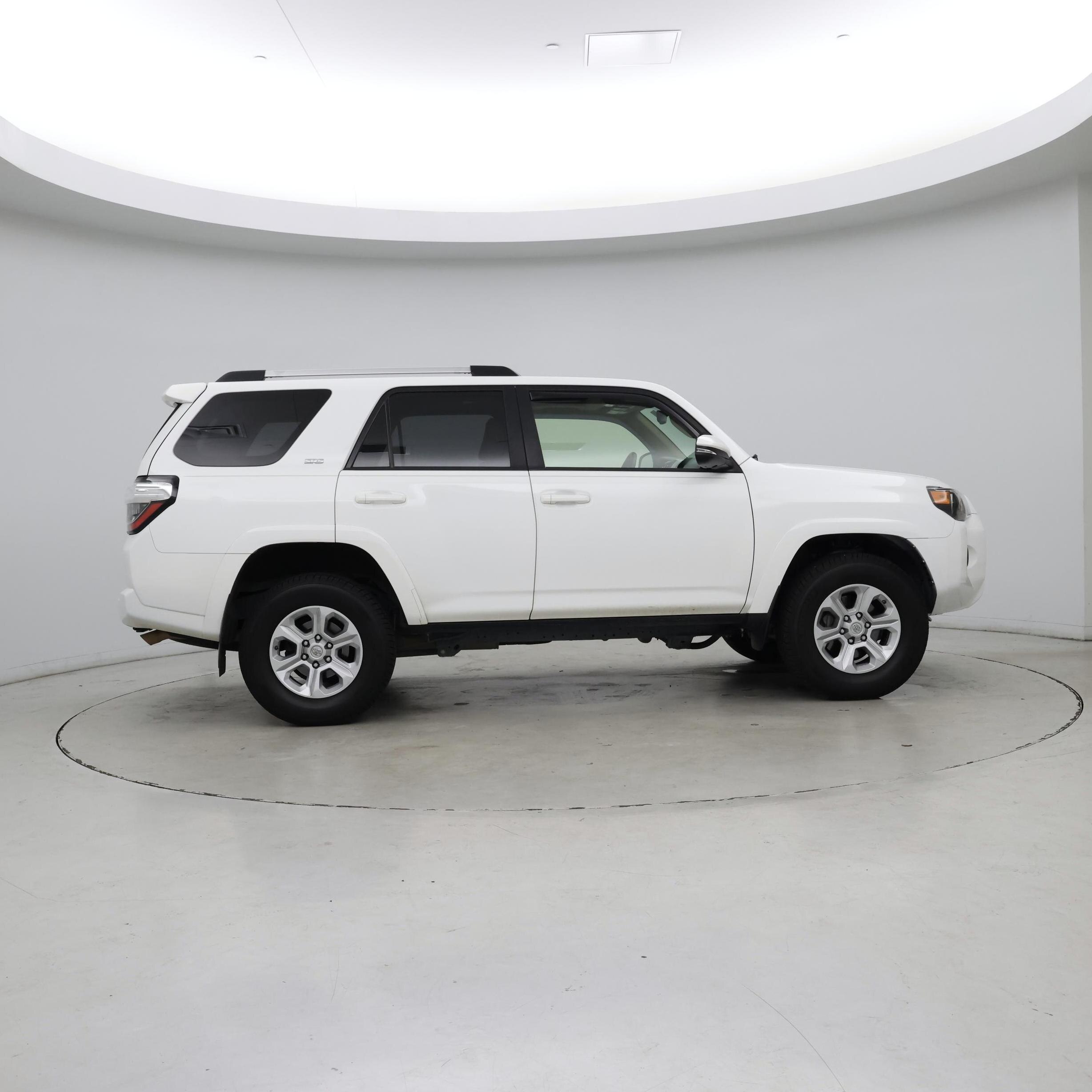 Thumbnail: 2021 Toyota 4Runner - 7