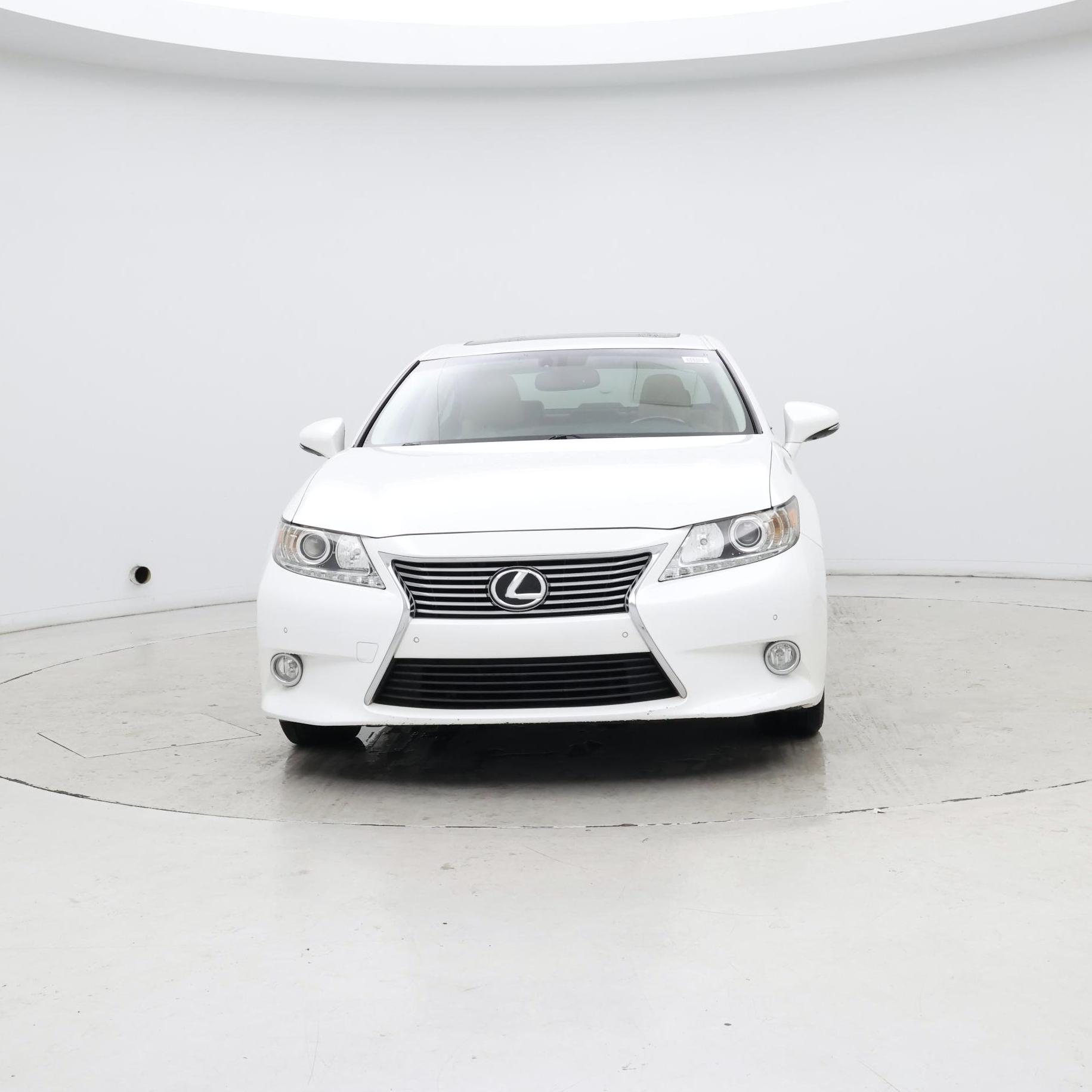 Thumbnail: 2015 Lexus ES - 5