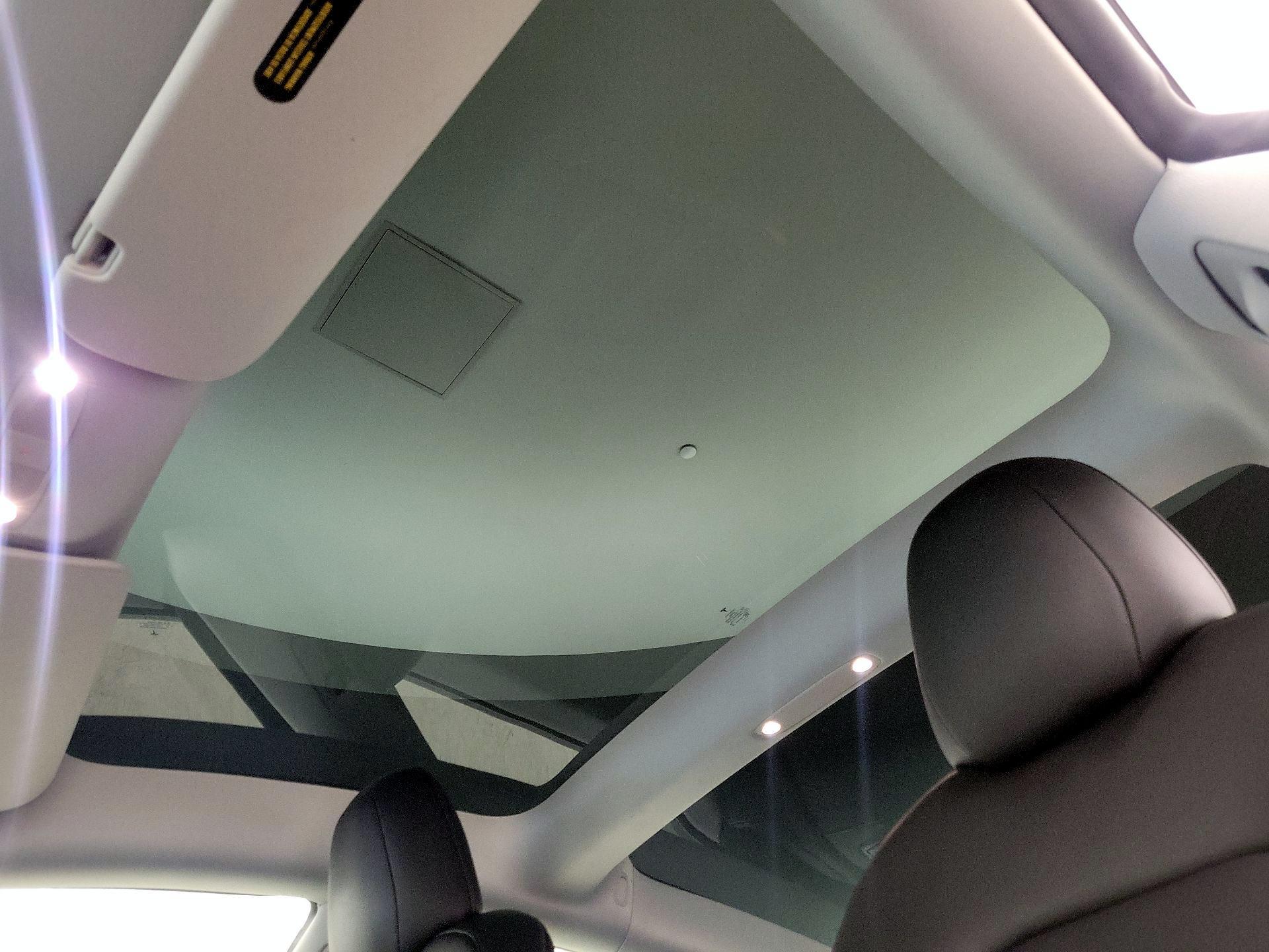 Thumbnail: 2021 Tesla Model 3 - 17